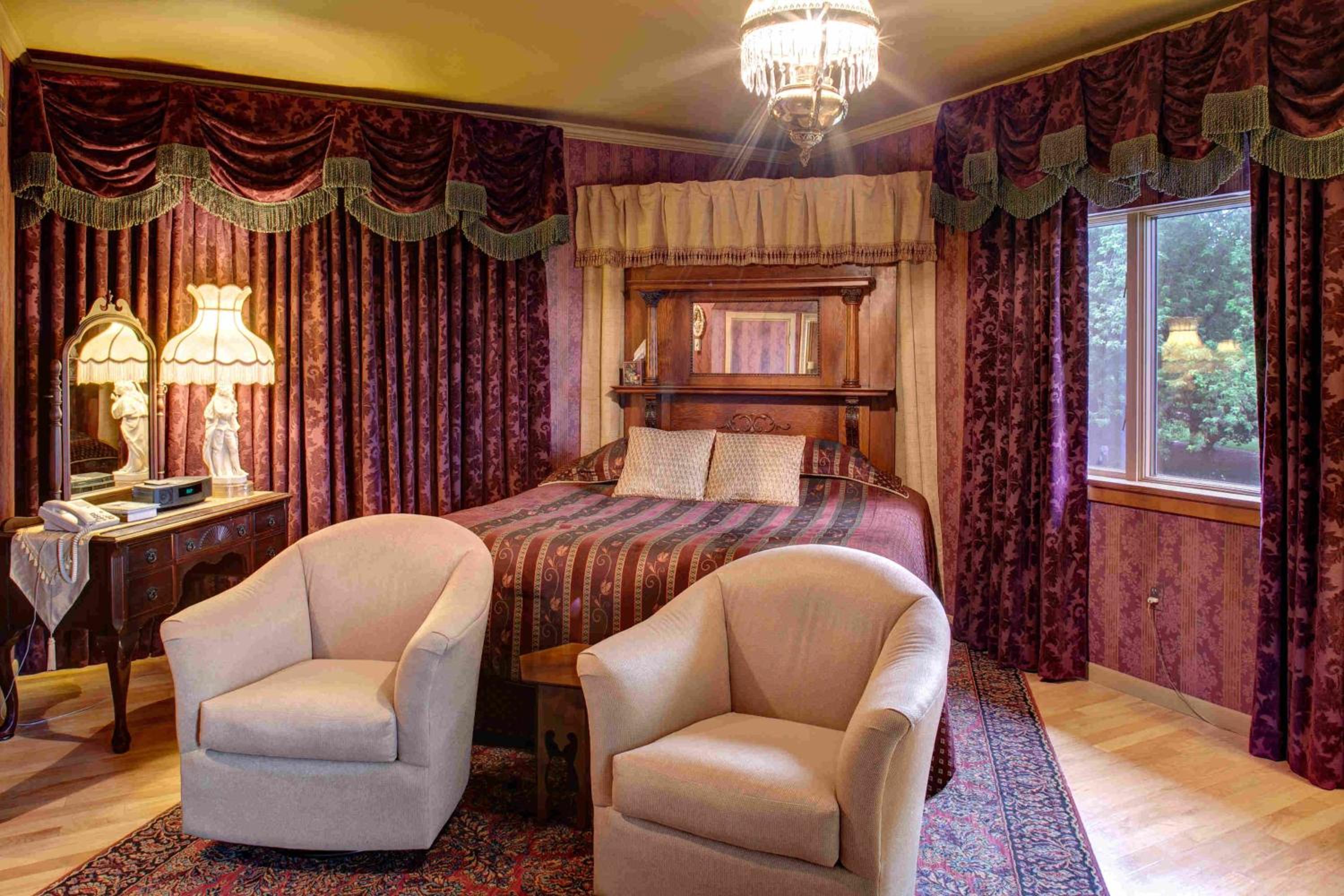 Suite With Balcony photo 1