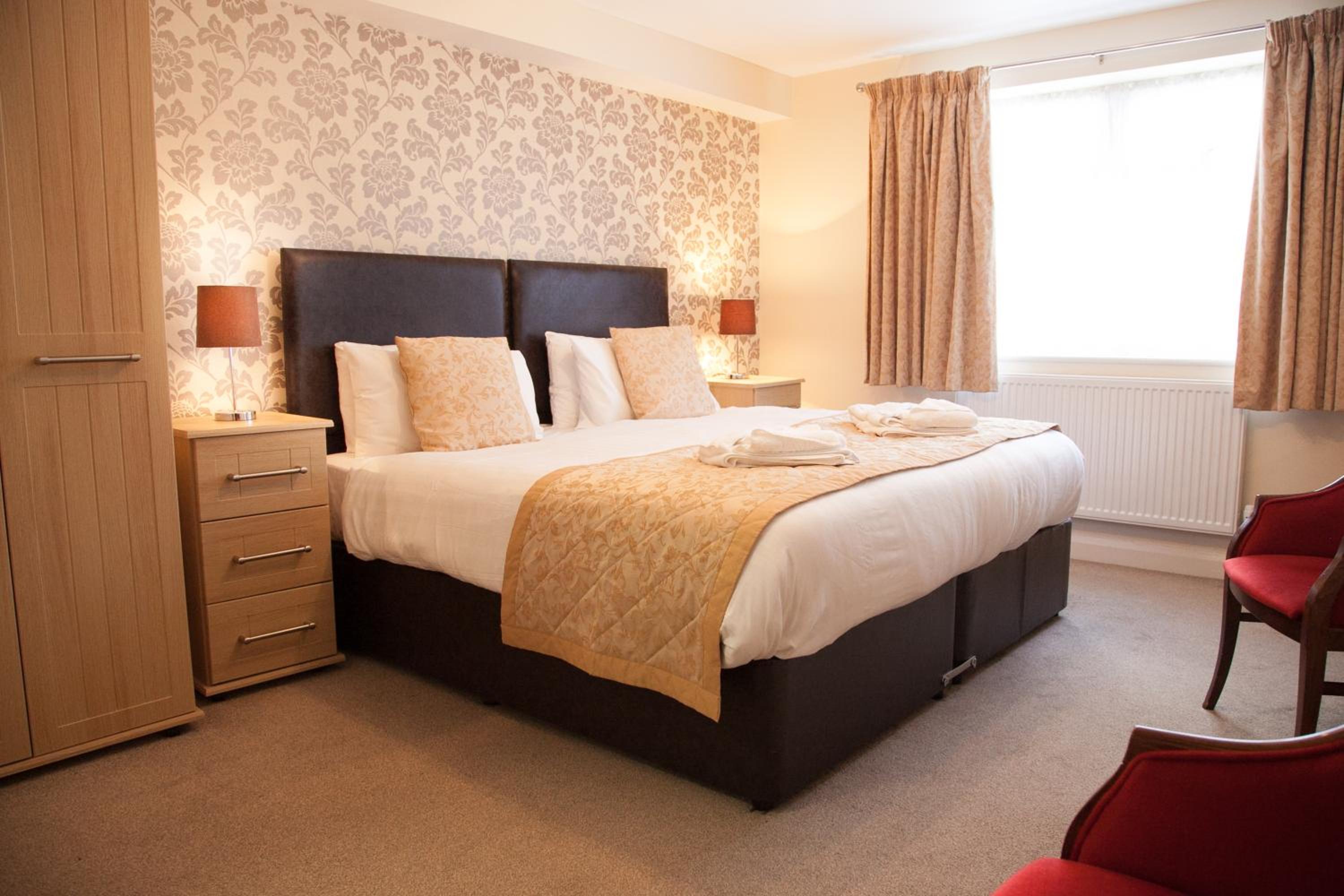 Standard Double or Twin Room photo 1