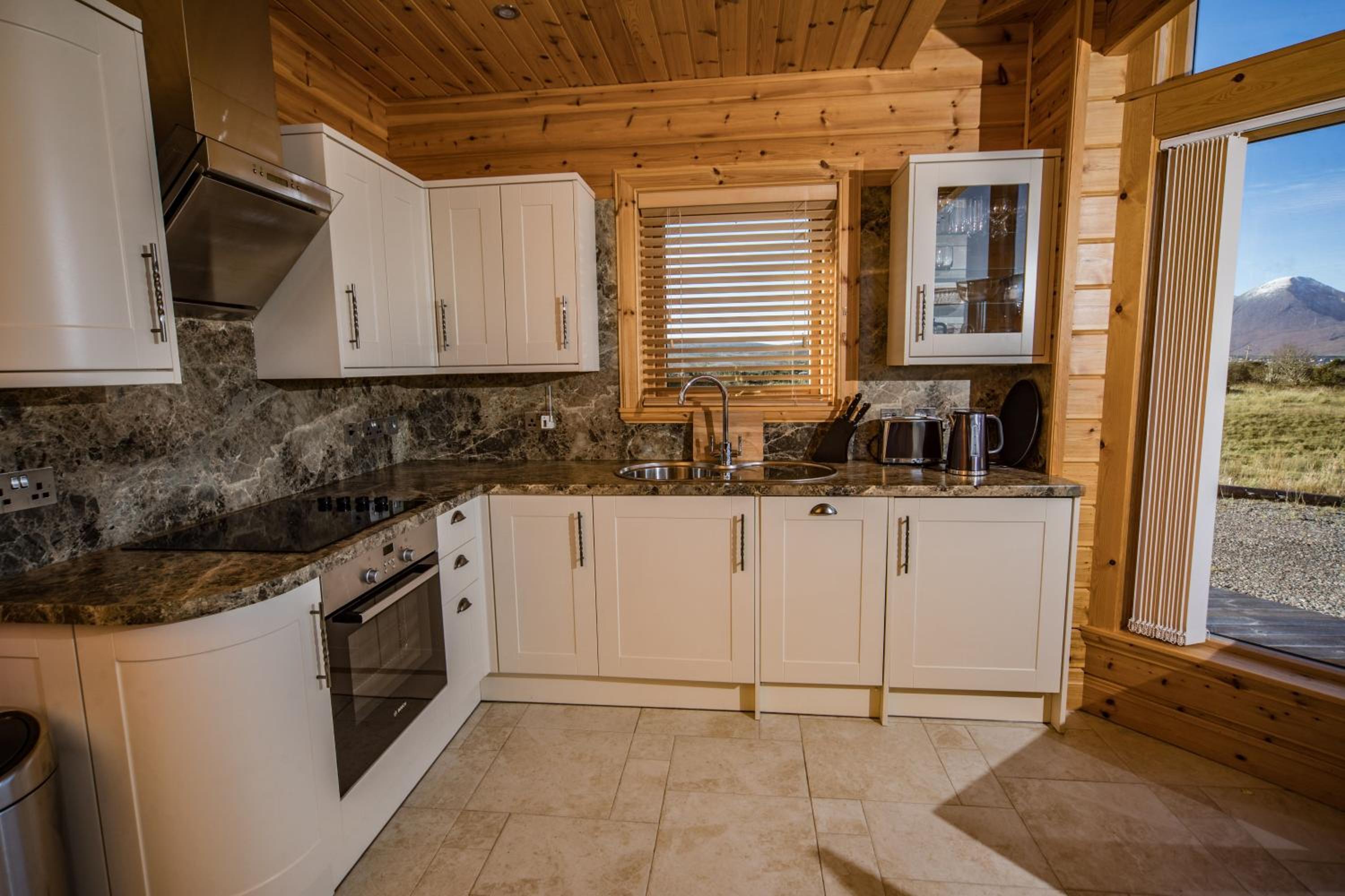 Two-Bedroom House photo 3