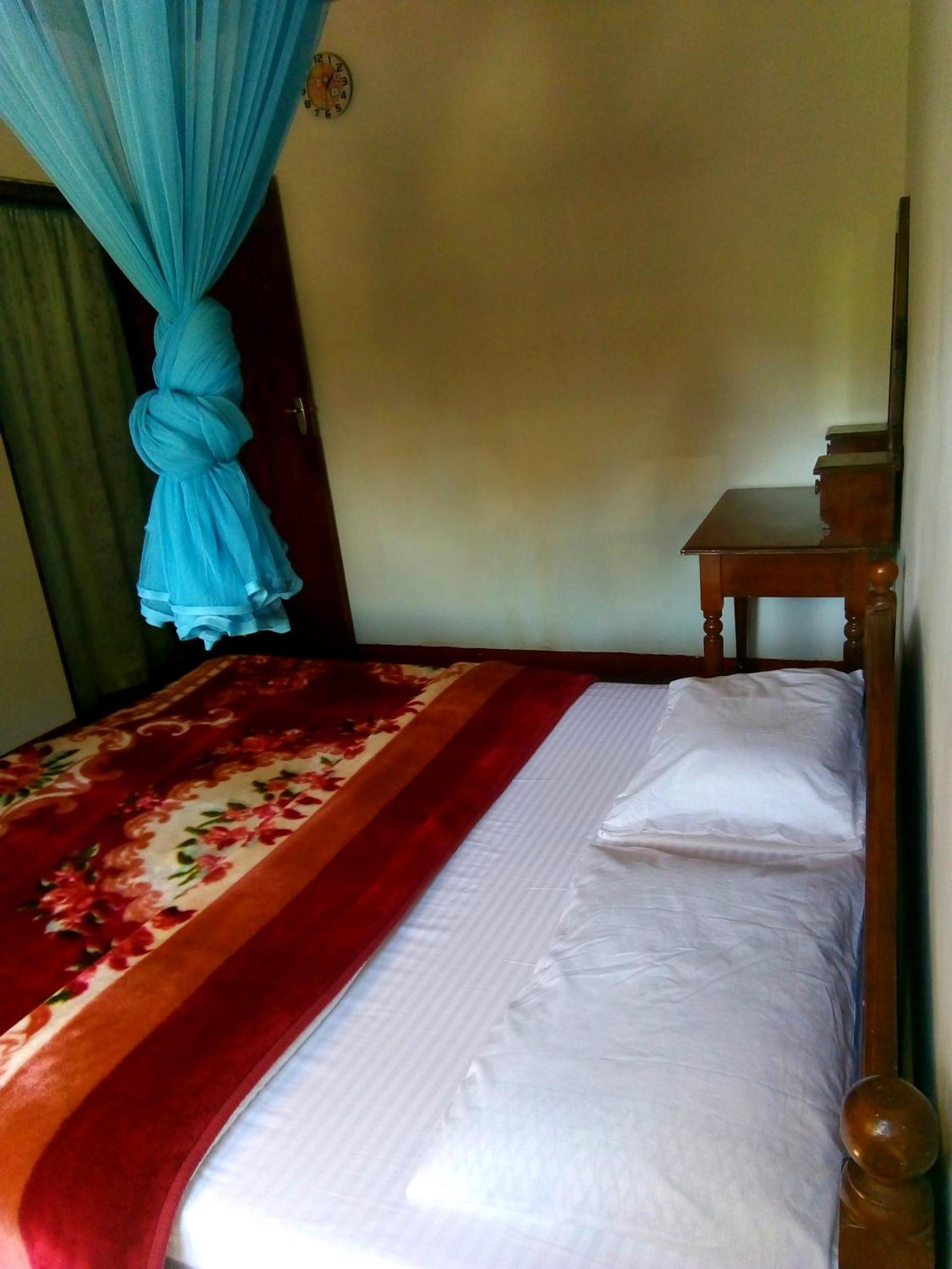 Double Room with Private External Bathroom photo 1