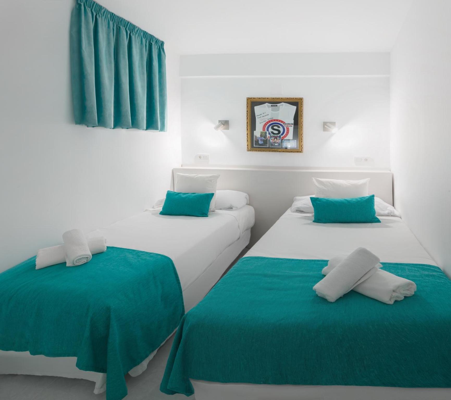 One-Bedroom Apartment (2 Adults) - Photo 5