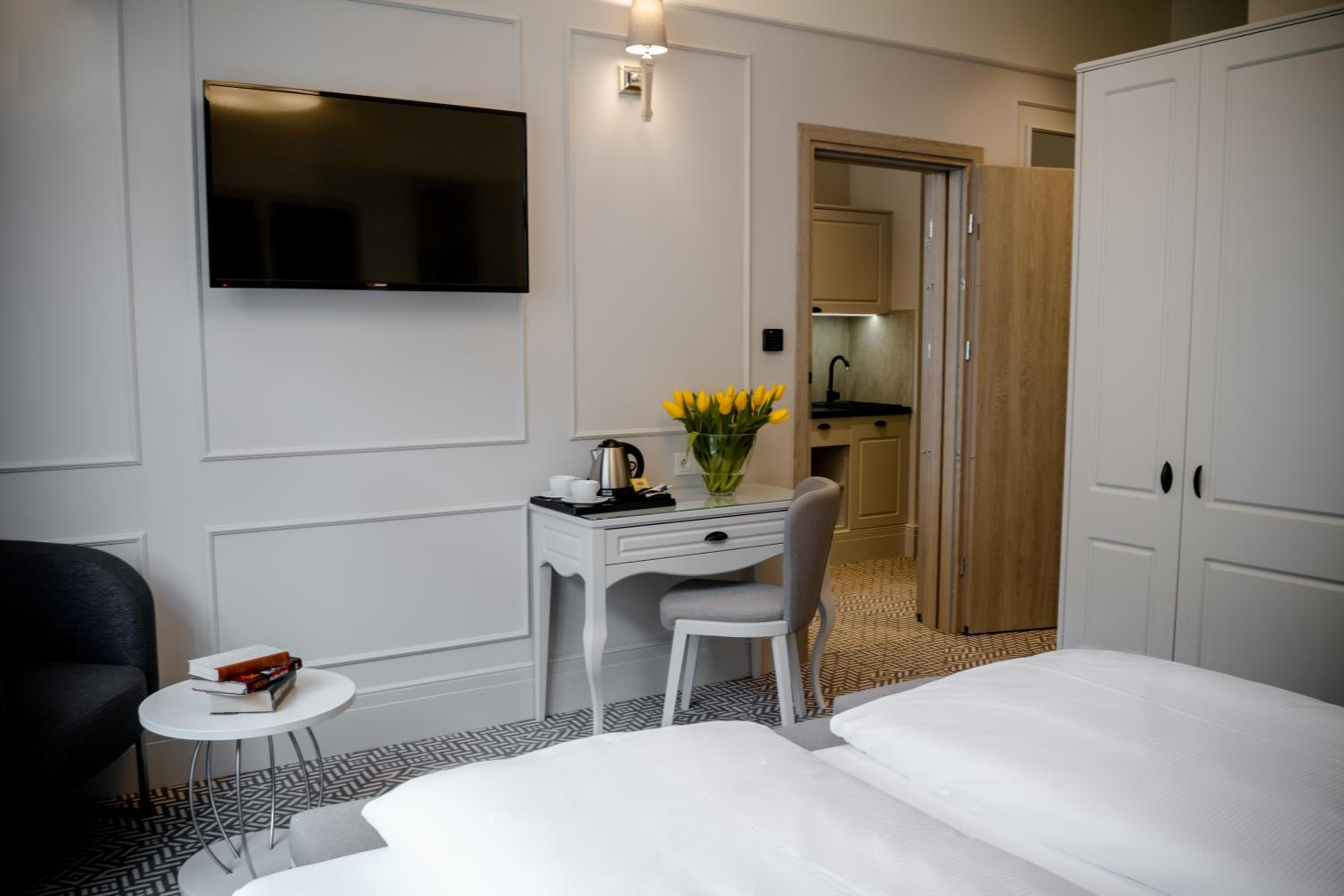 Two Connecting Double Rooms