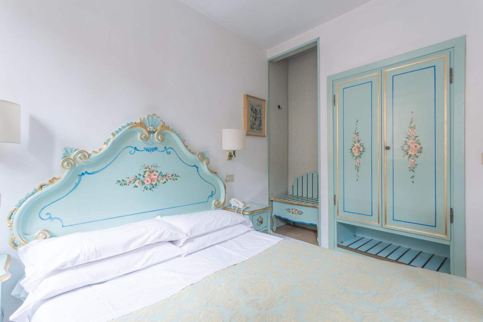 Double or Twin Room photo 1