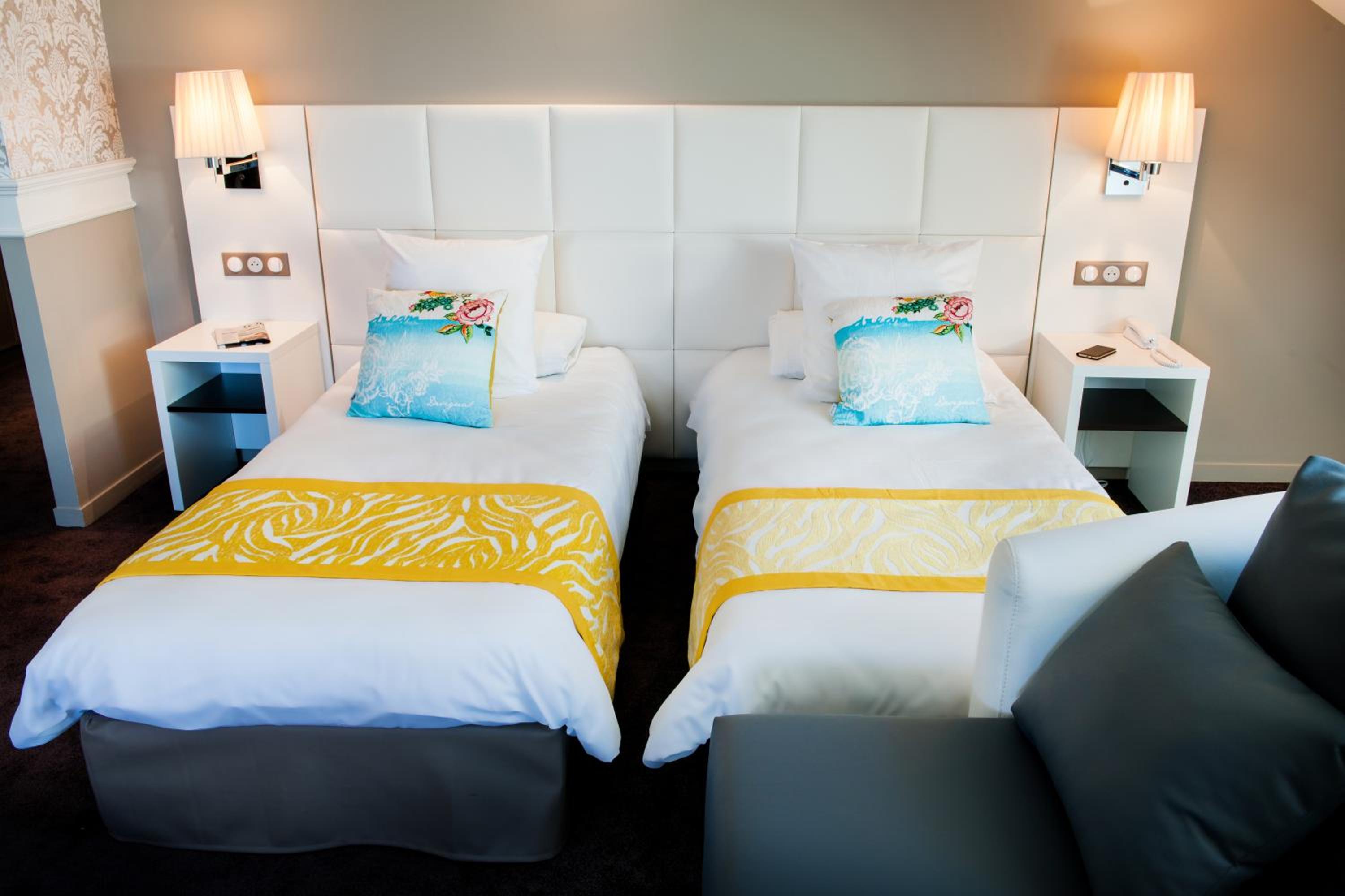 Superior Twin Room - Photo 3
