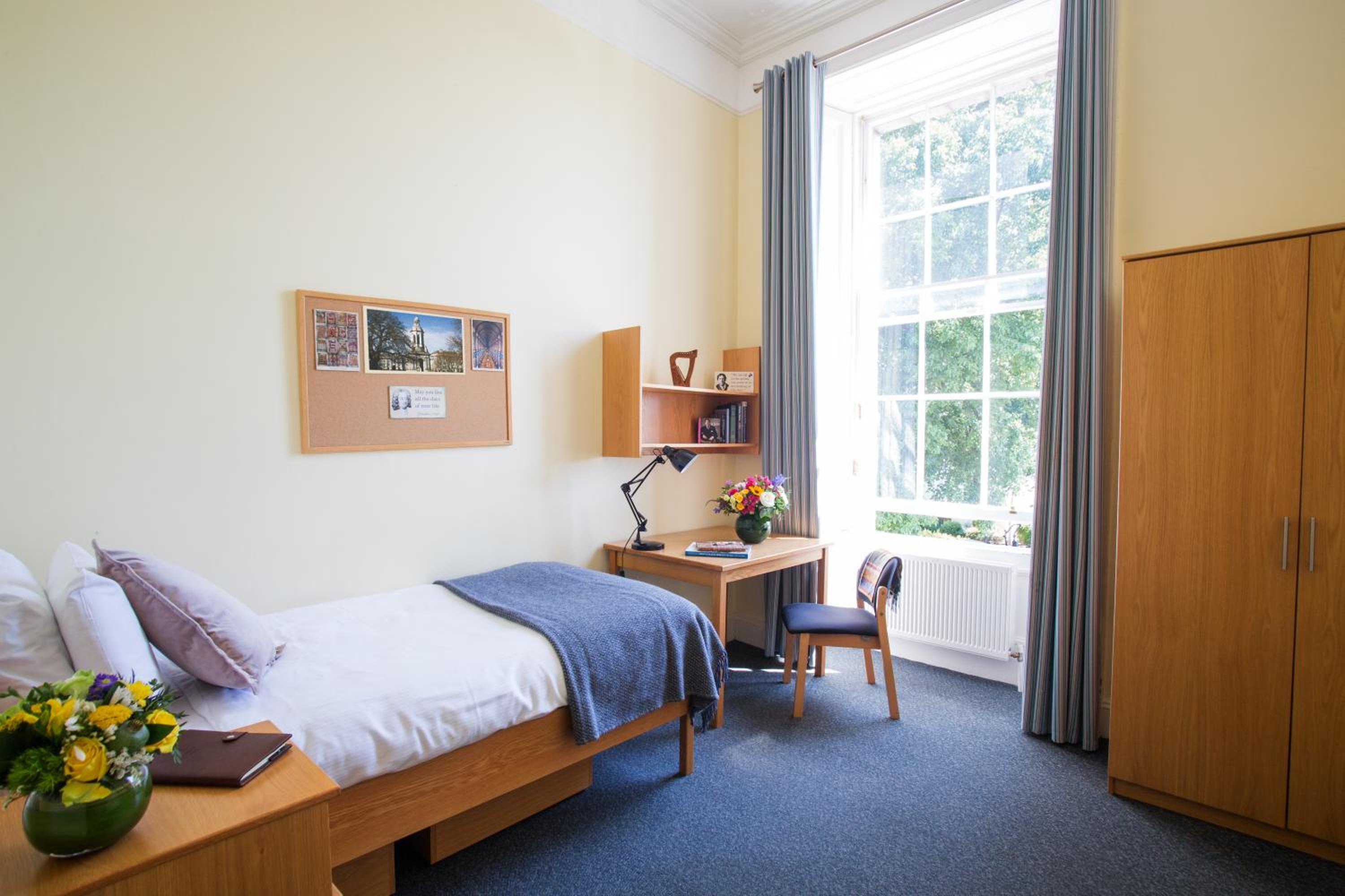 Standard Single Room with Shared Bathroom photo 1