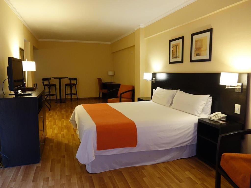 Suite photo 1