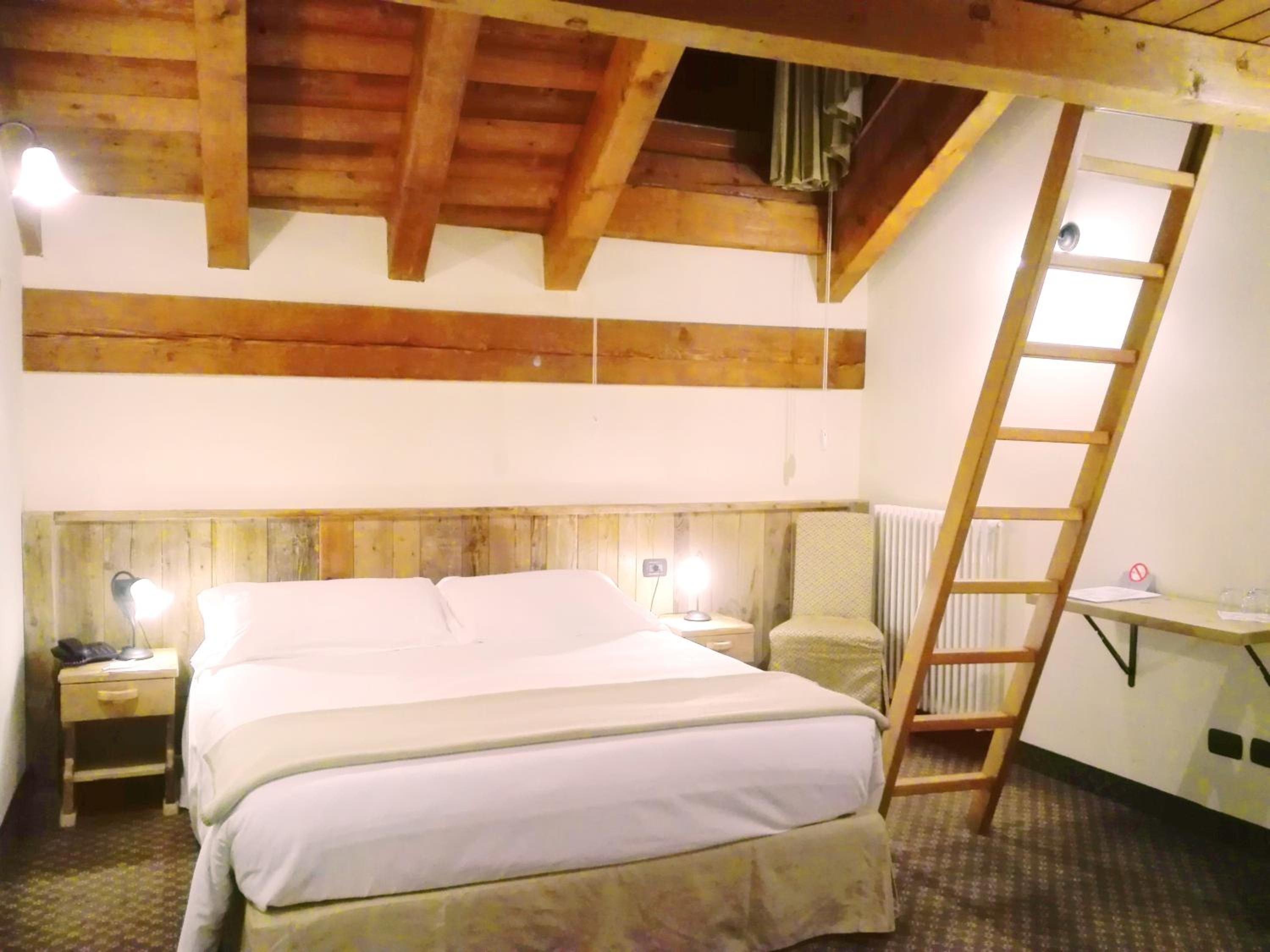Triple Room - Photo 7