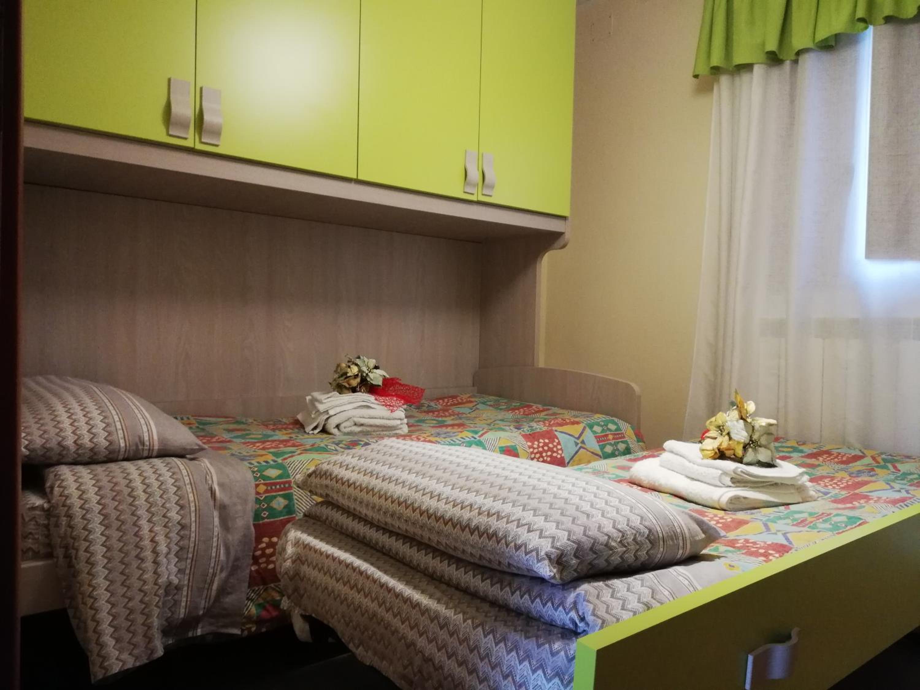 Twin Room with Shared Bathroom