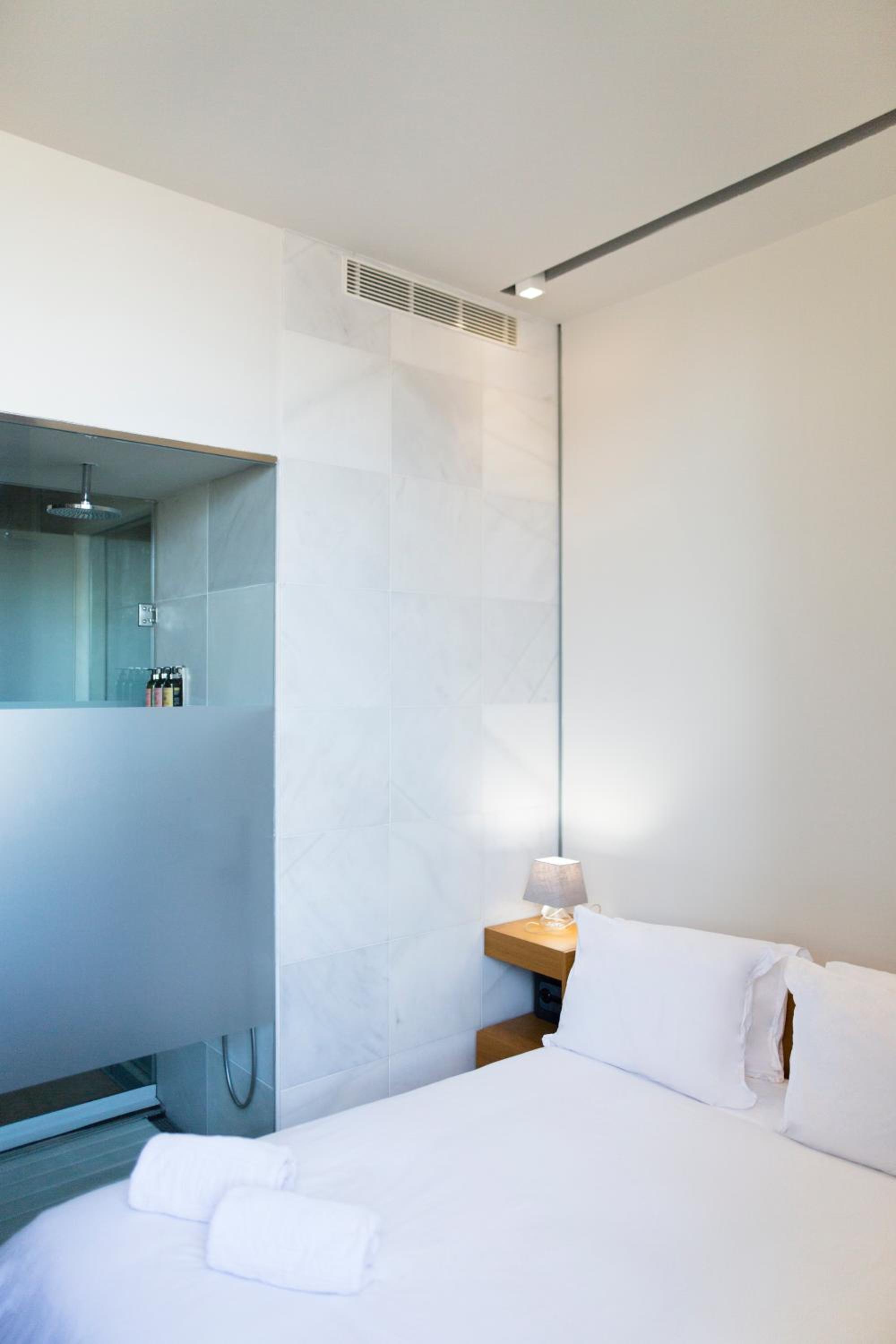 Basic Double Room - Photo 2