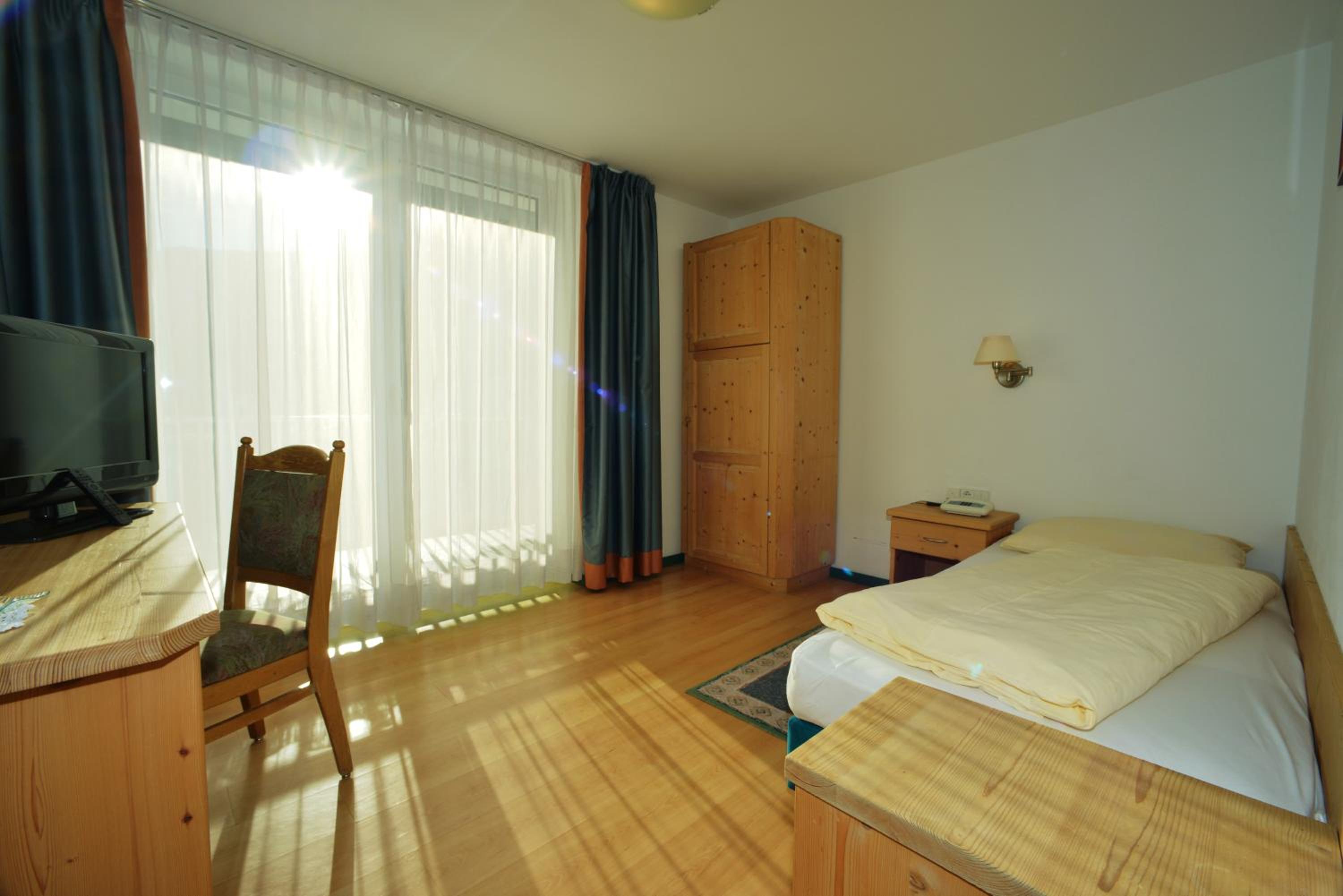 Single Room with Balcony