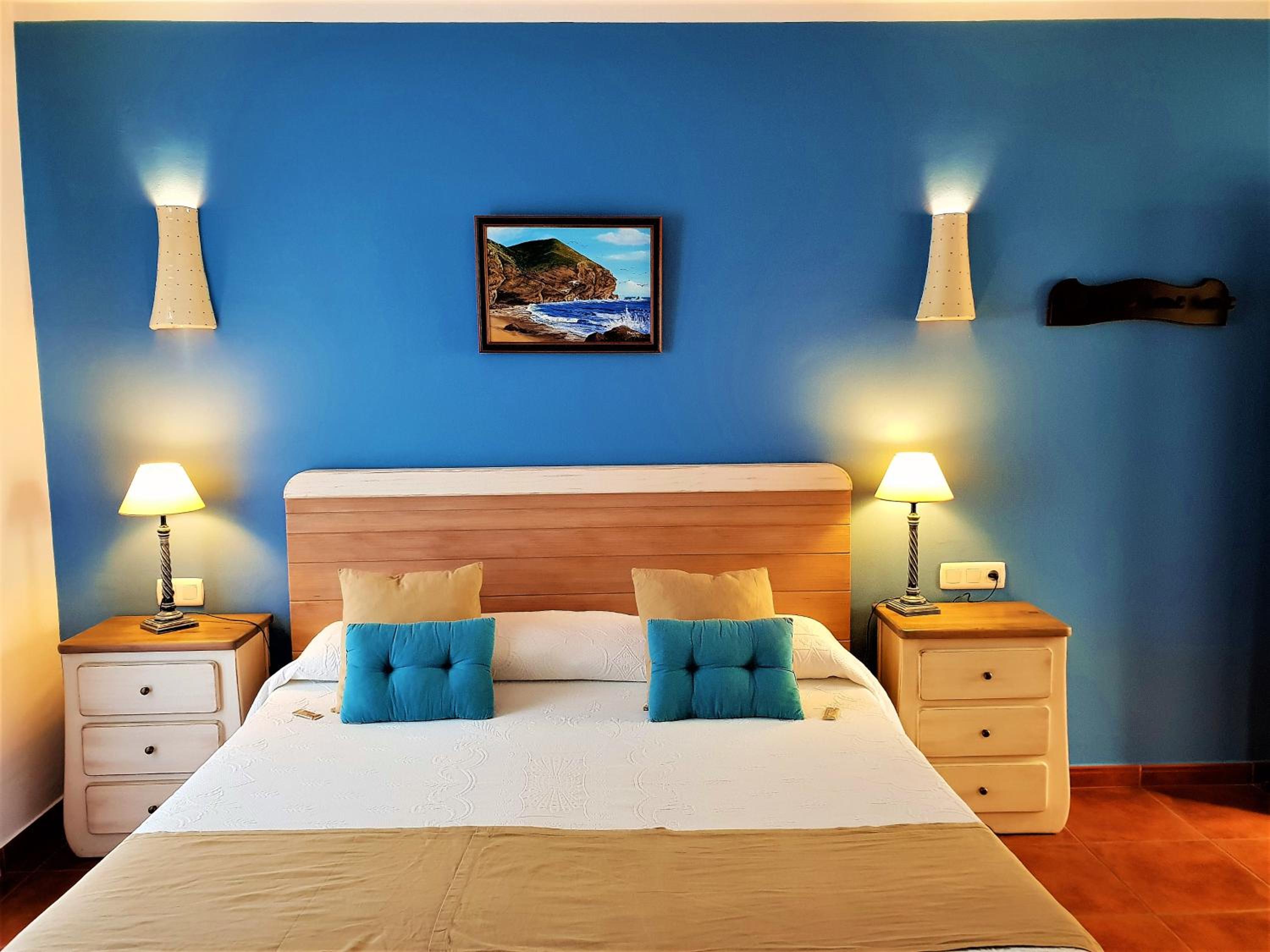 Standard Double or Twin Room photo 3