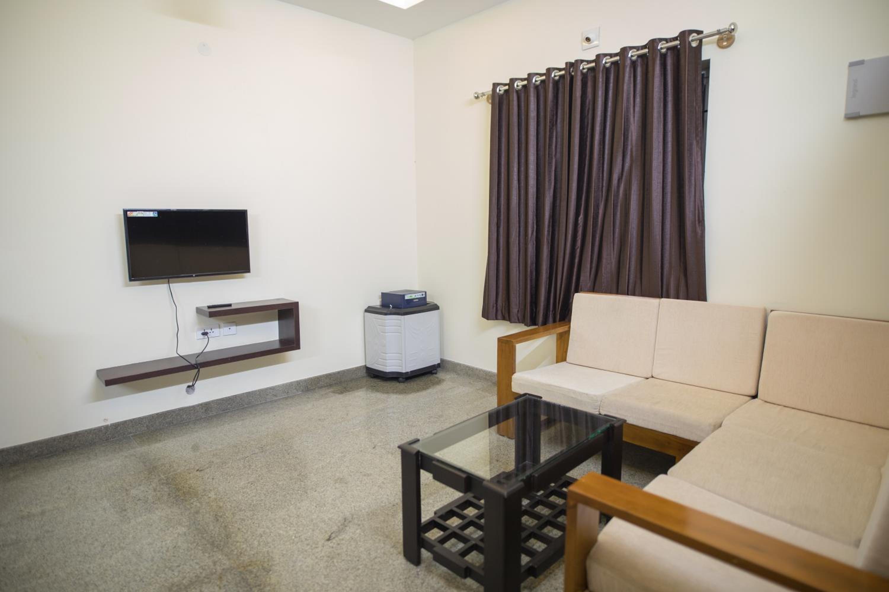 Apartment photo 3