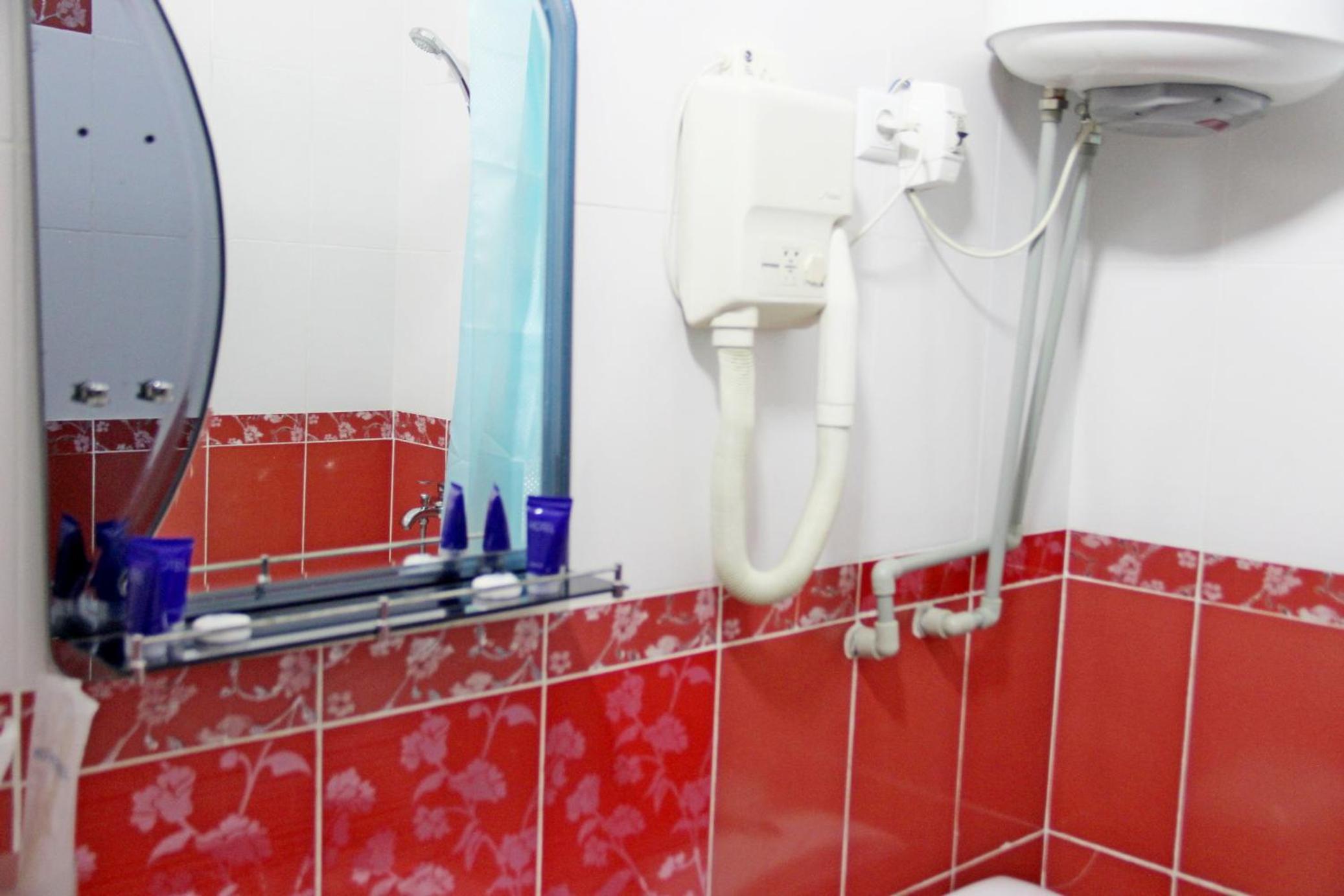 Deluxe Double Room with Bath photo 2