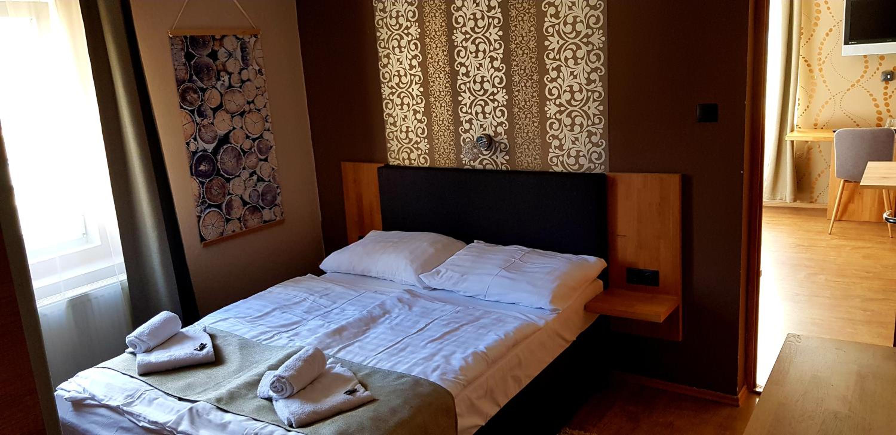 Two-Bedroom Apartment - Photo 5