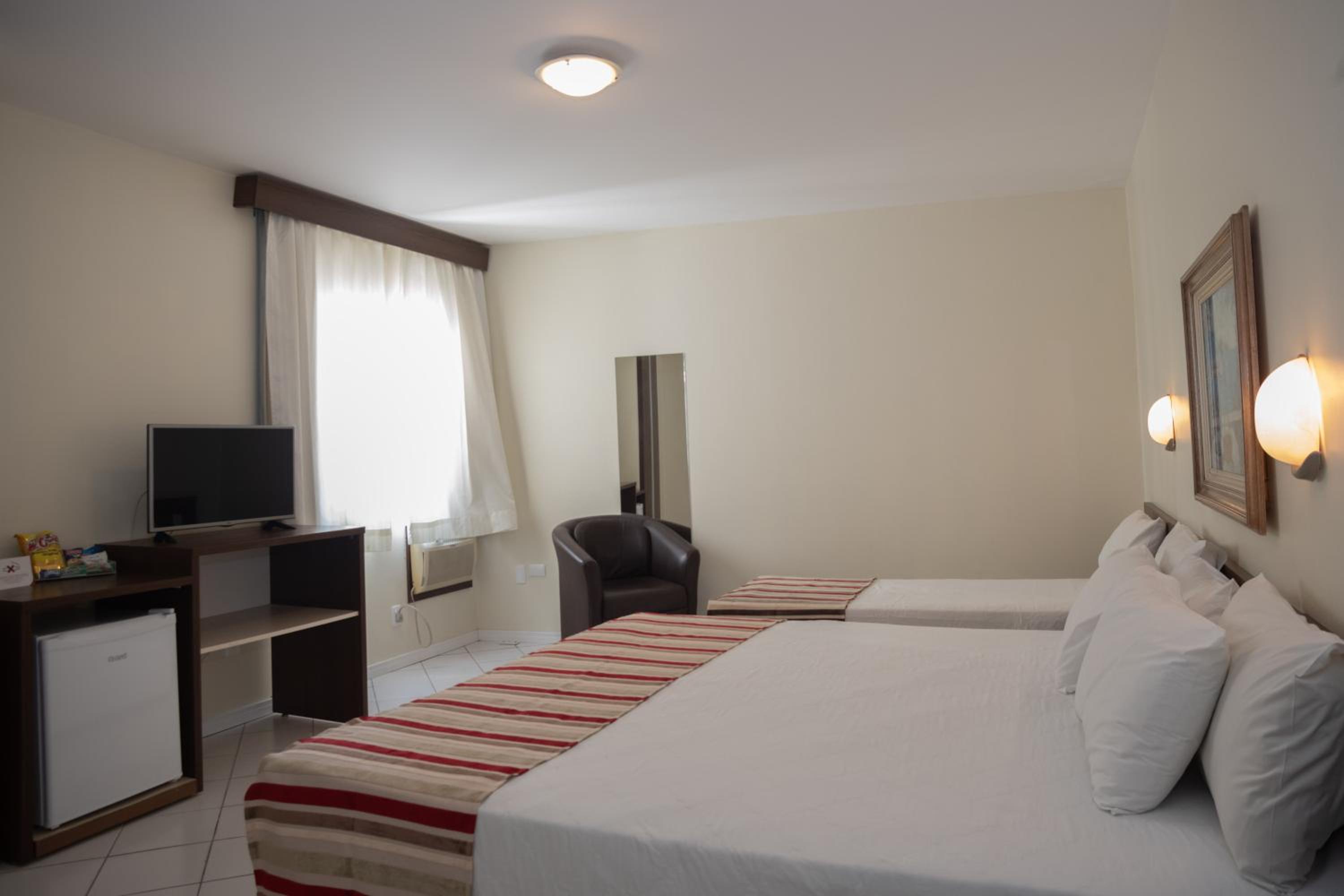 Standard Triple Room - Photo 1