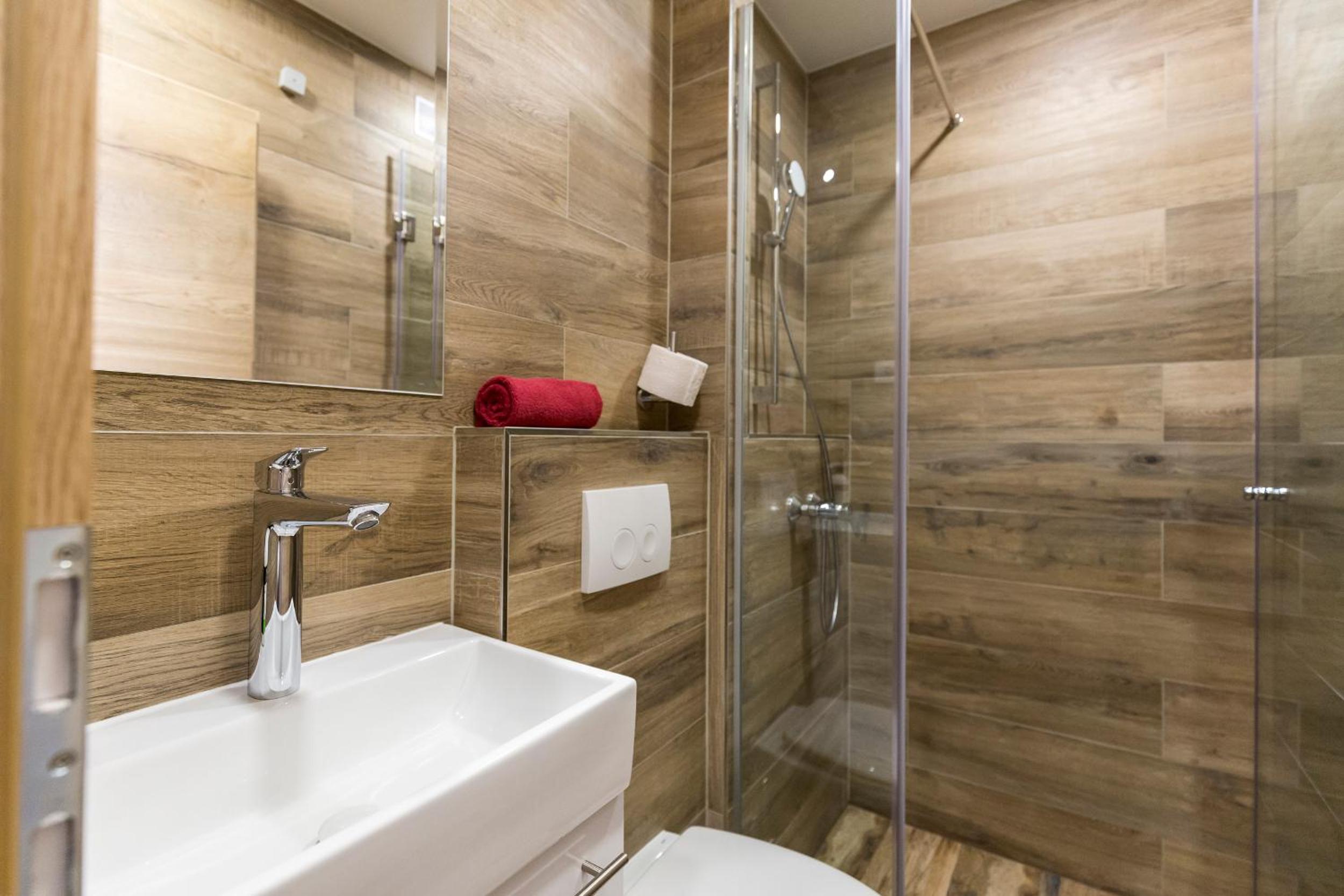 Standard Twin Room - Photo 6
