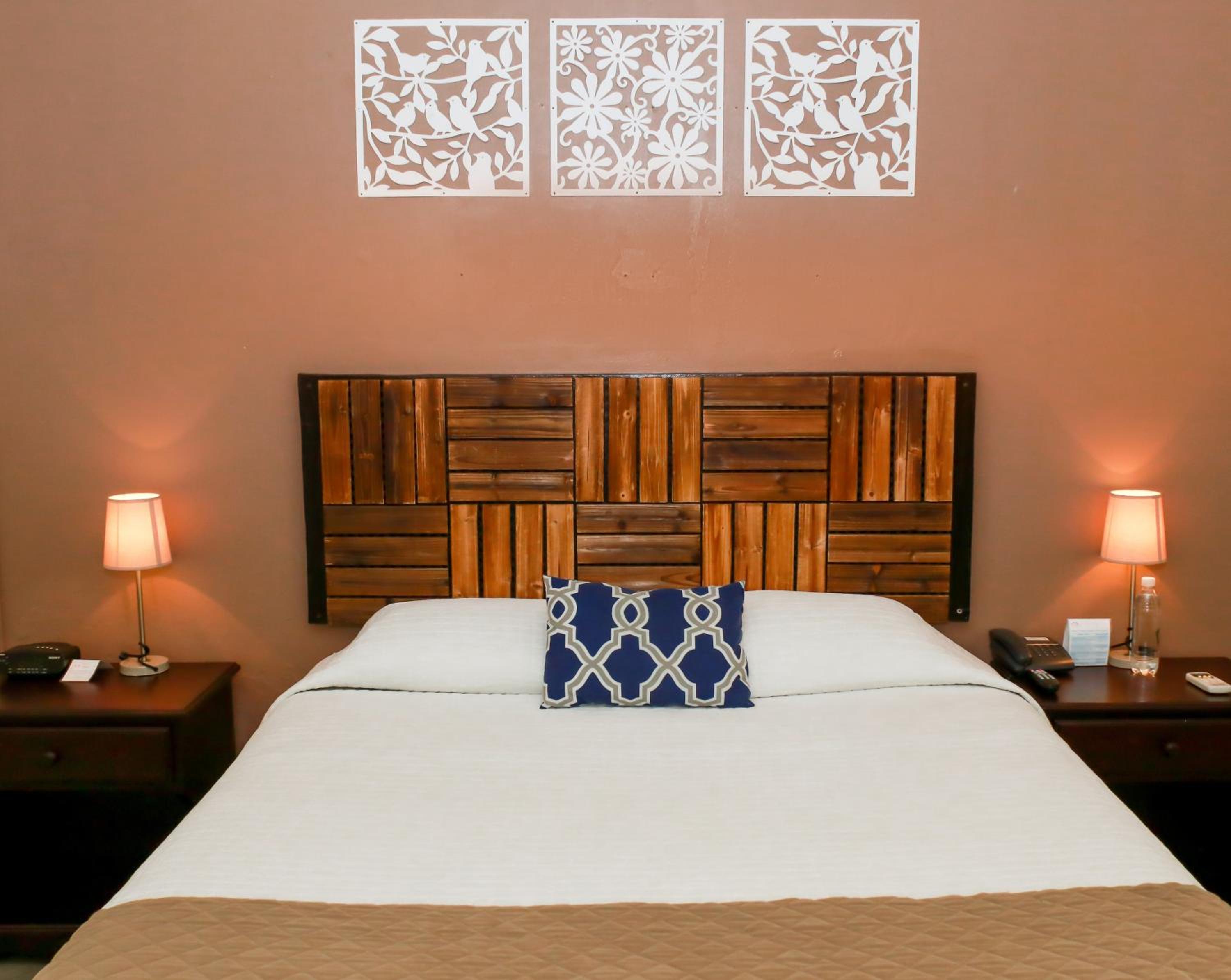 Single Room photo 3