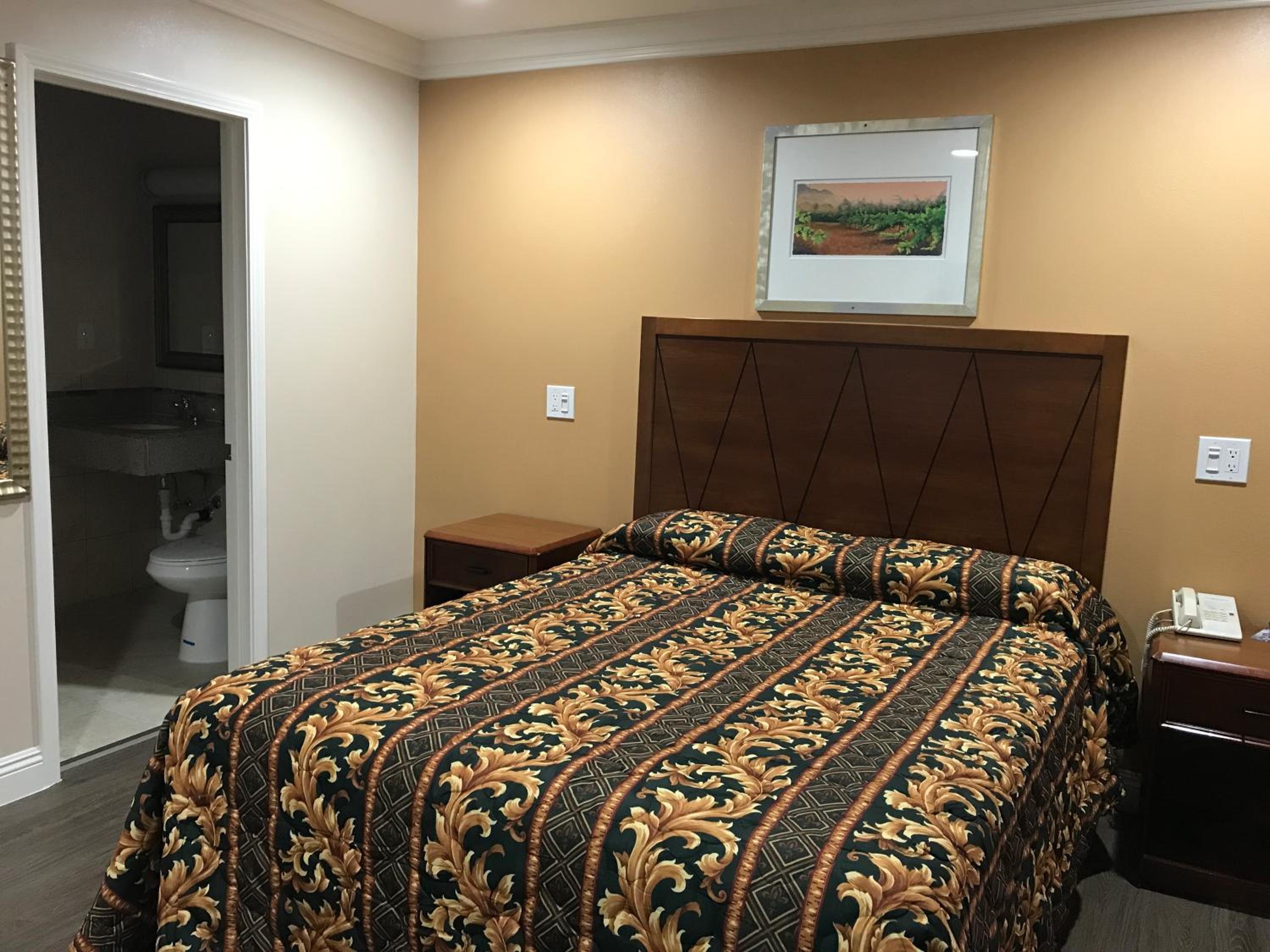 Standard Single Room photo 3