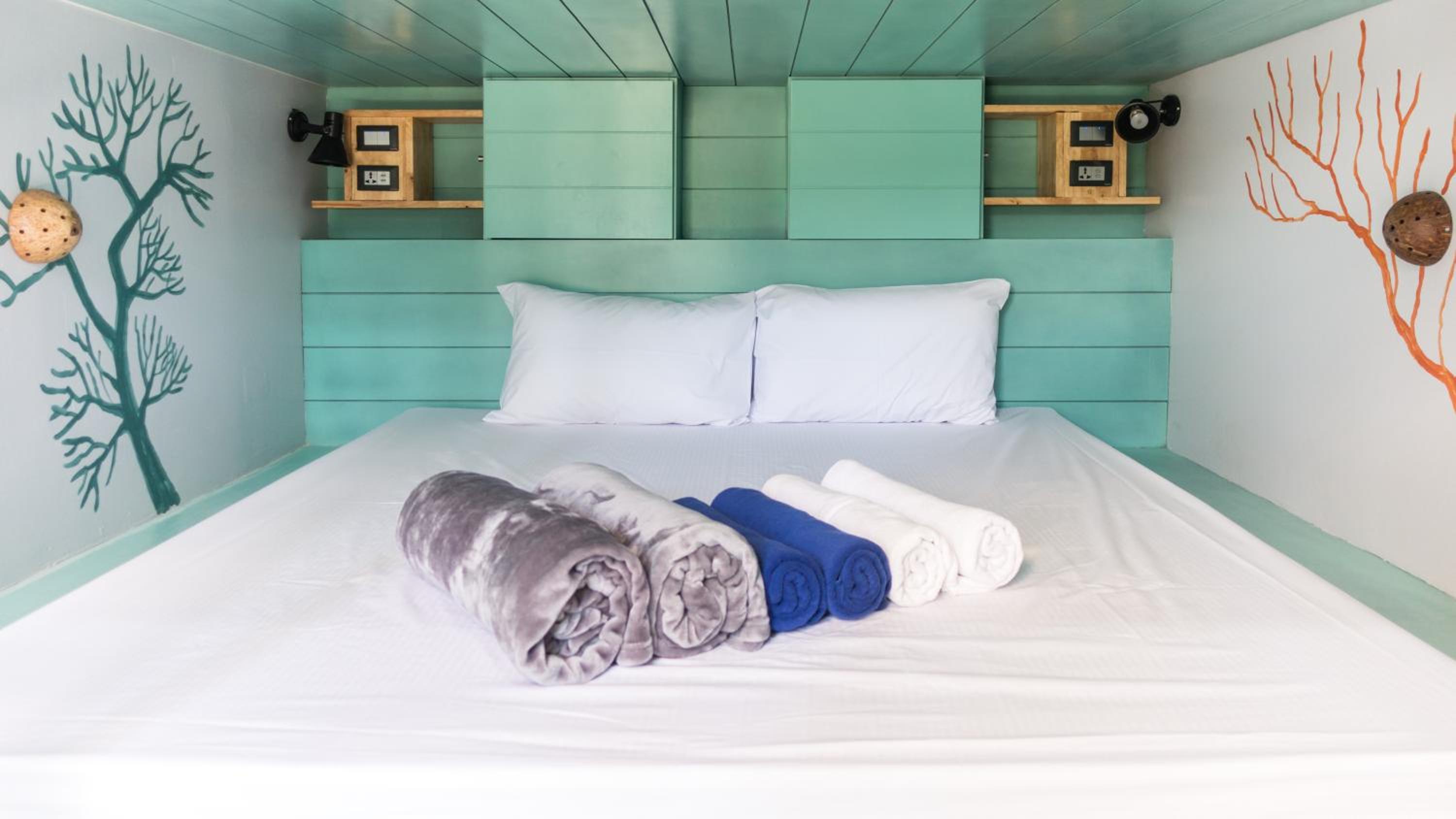 Bed in 4-Bed Mixed Dormitory Room