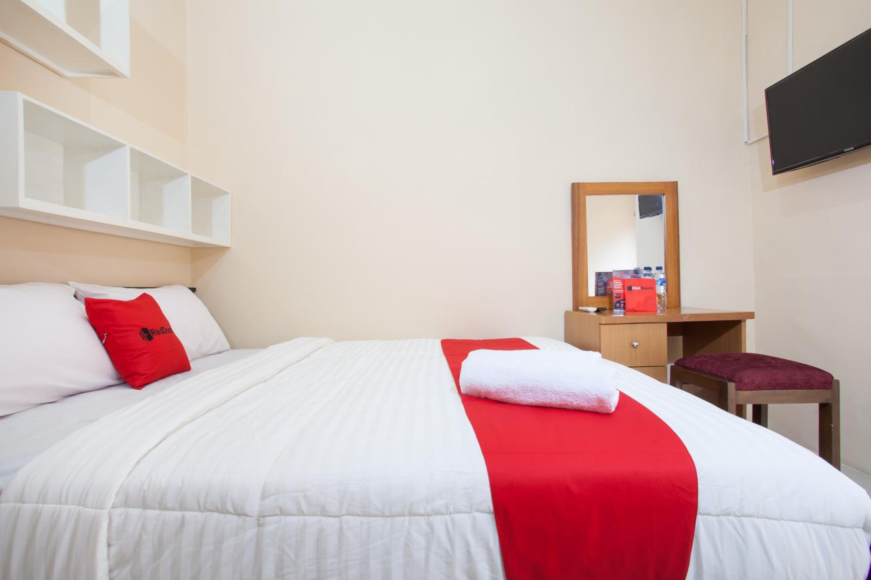 Double Room - Photo 8