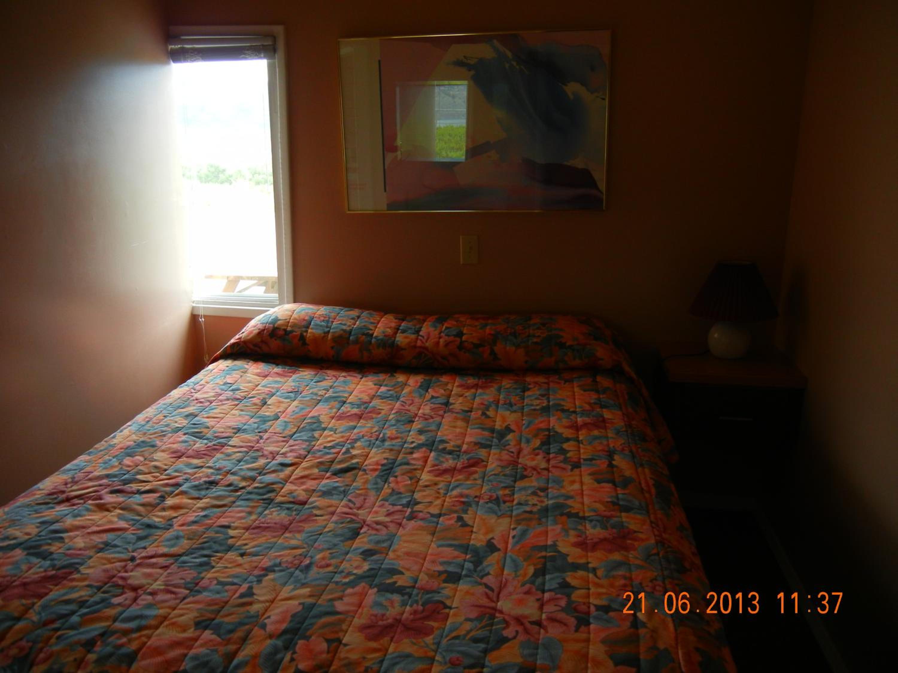Queen Room photo 3