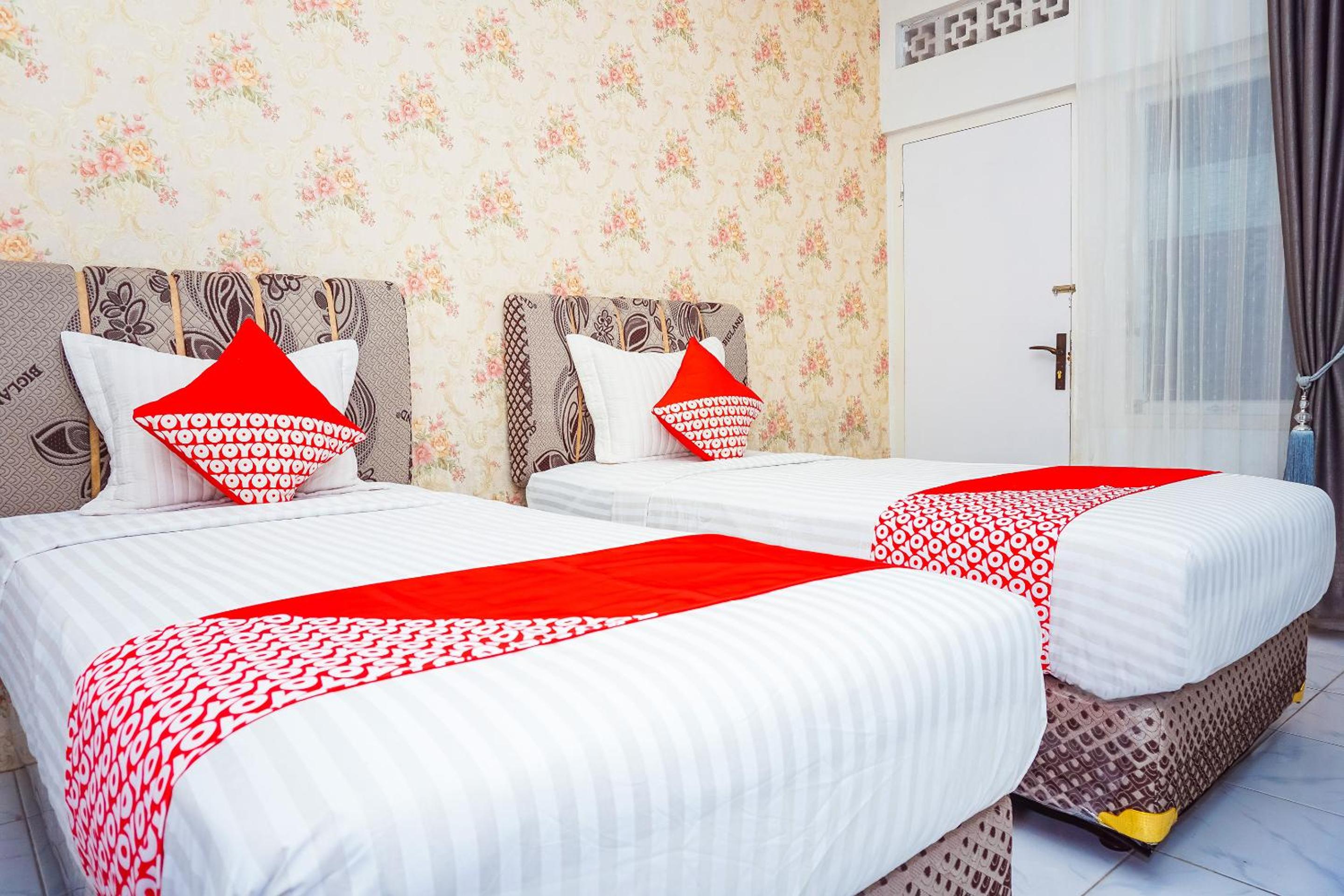 Delxue Twin Room - Photo 6