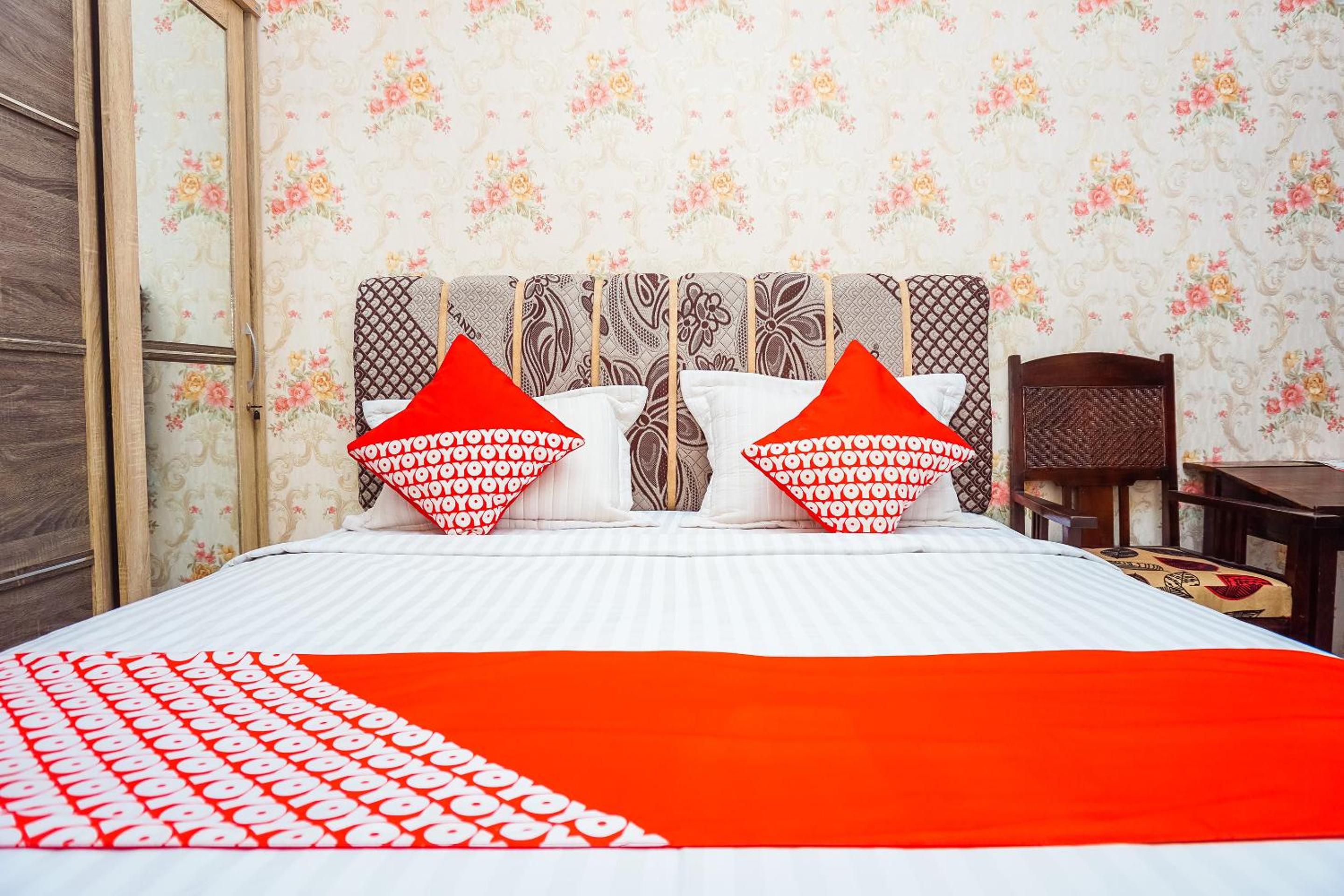 Deluxe Double Room - Photo 7