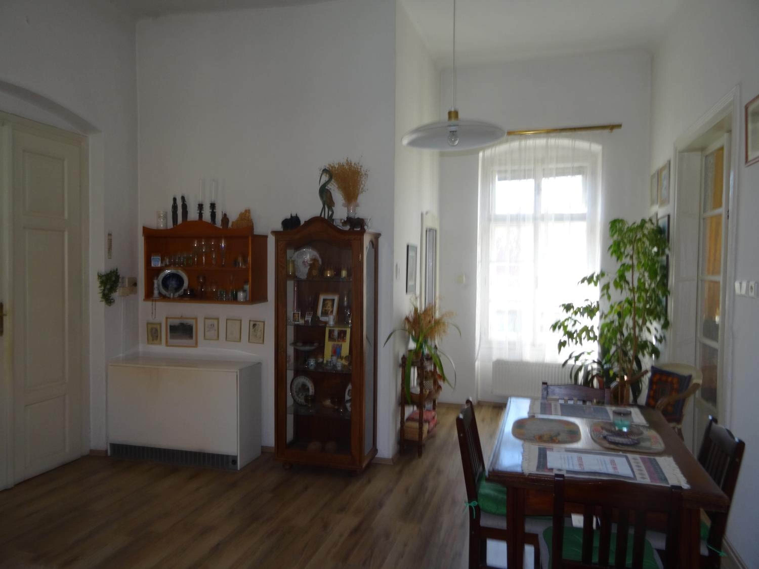 Deluxe Apartment photo 3