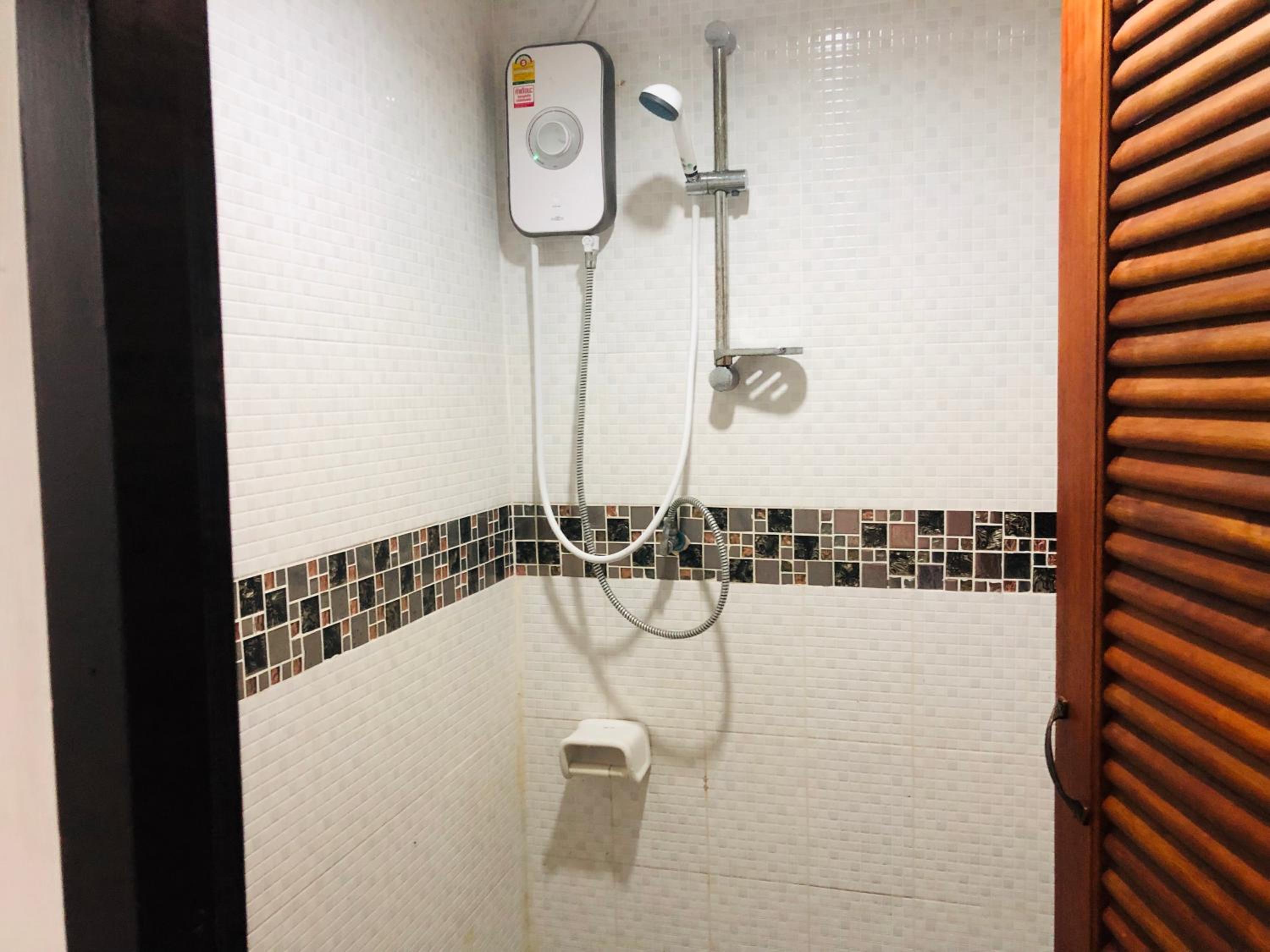 Triple Room with Private Bathroom photo 3