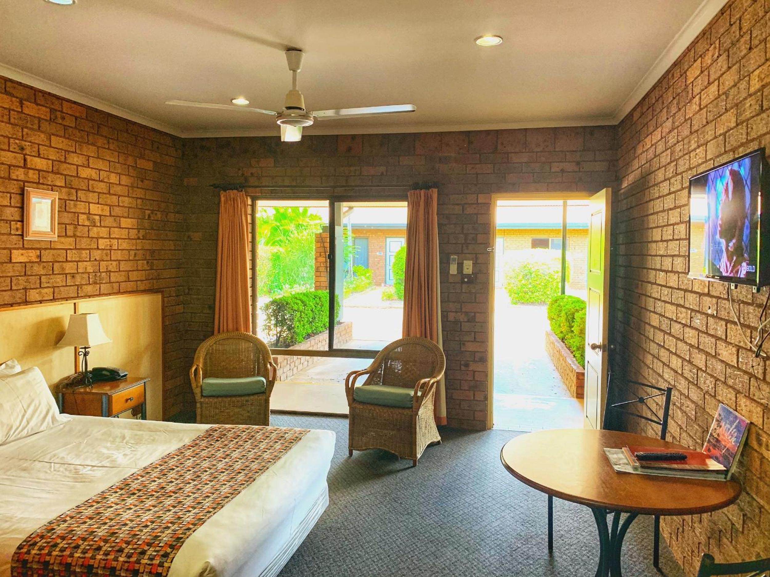 Deluxe Double Room photo 2
