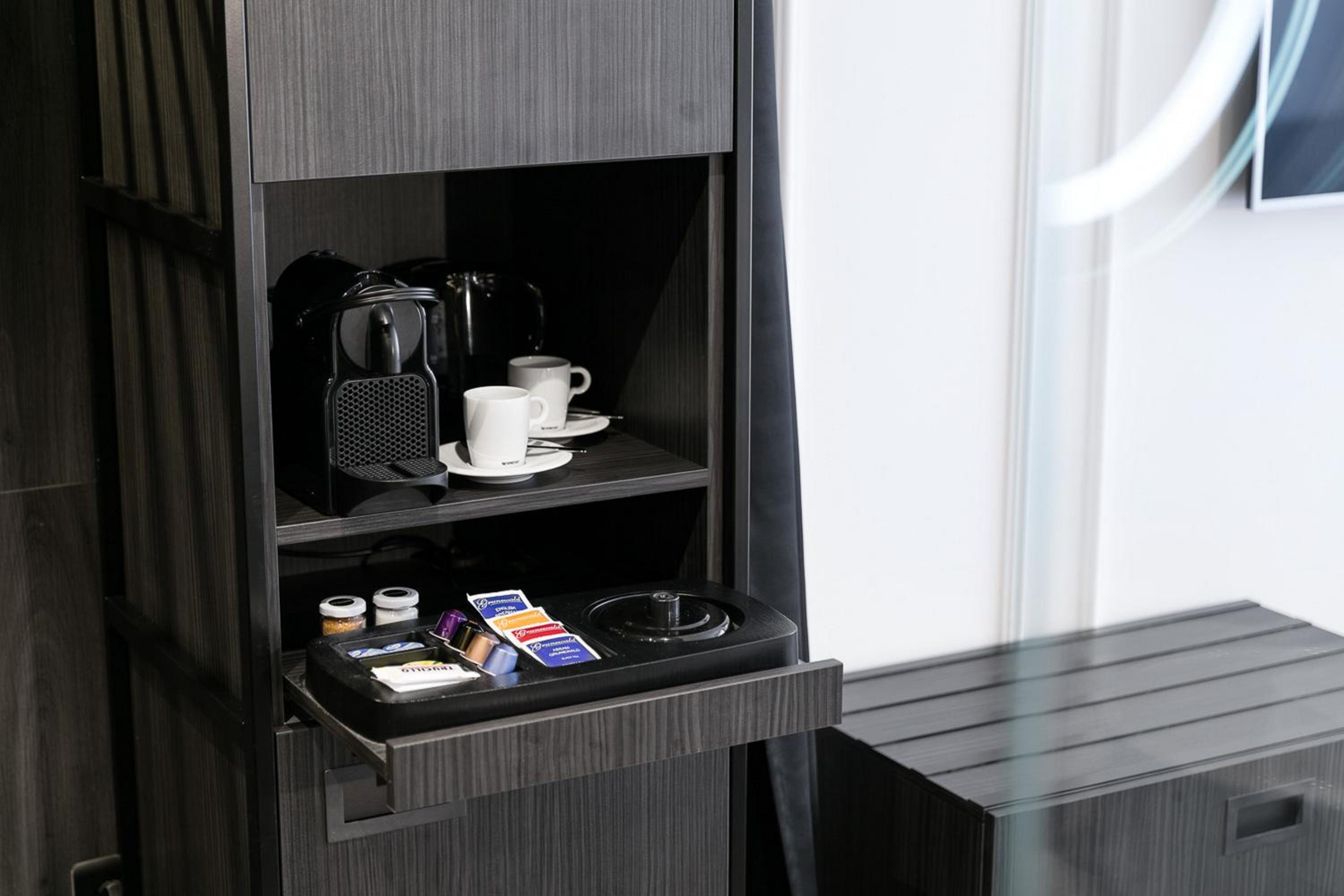 Superior Suite - Photo 6