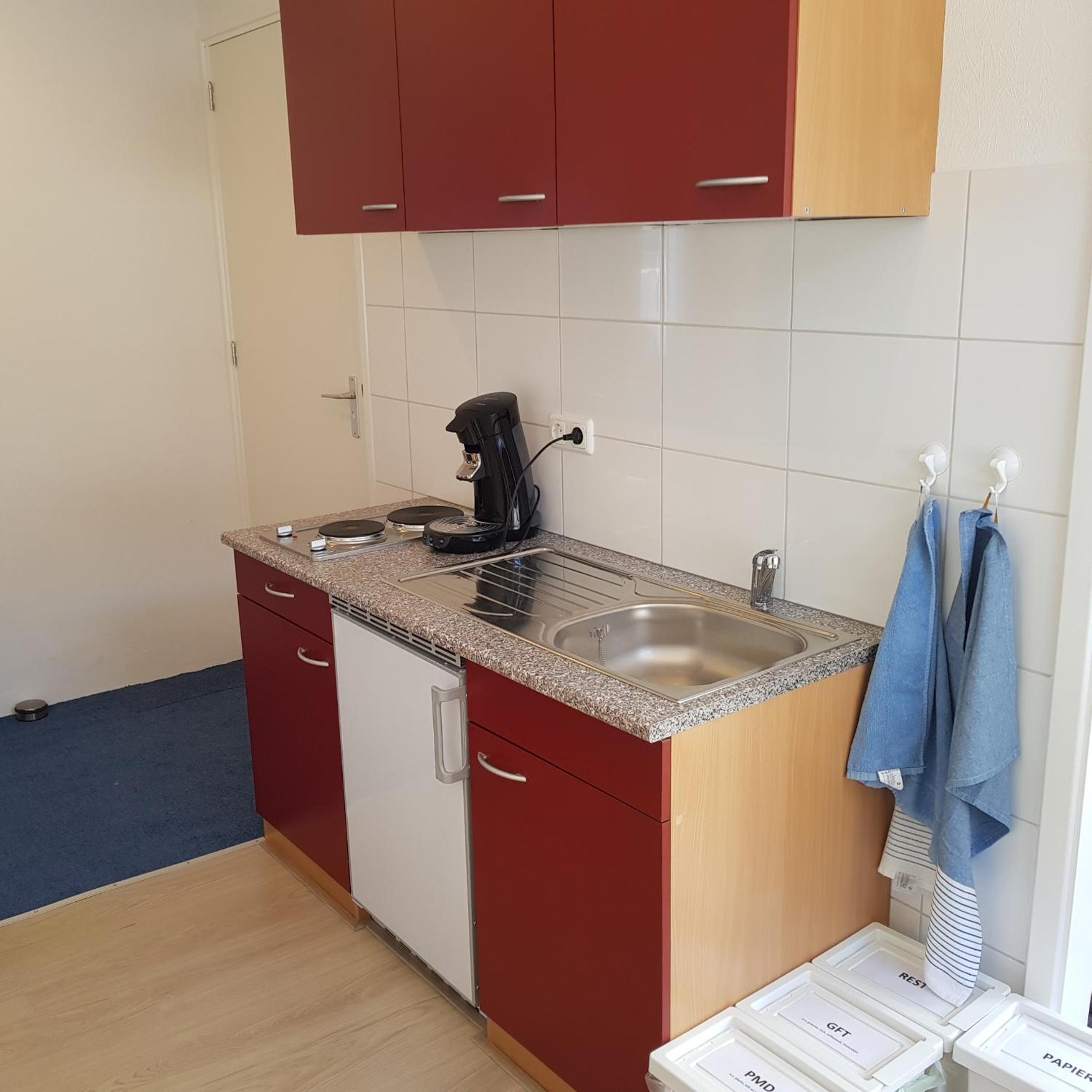 Single Room with Private Bathroom photo 3
