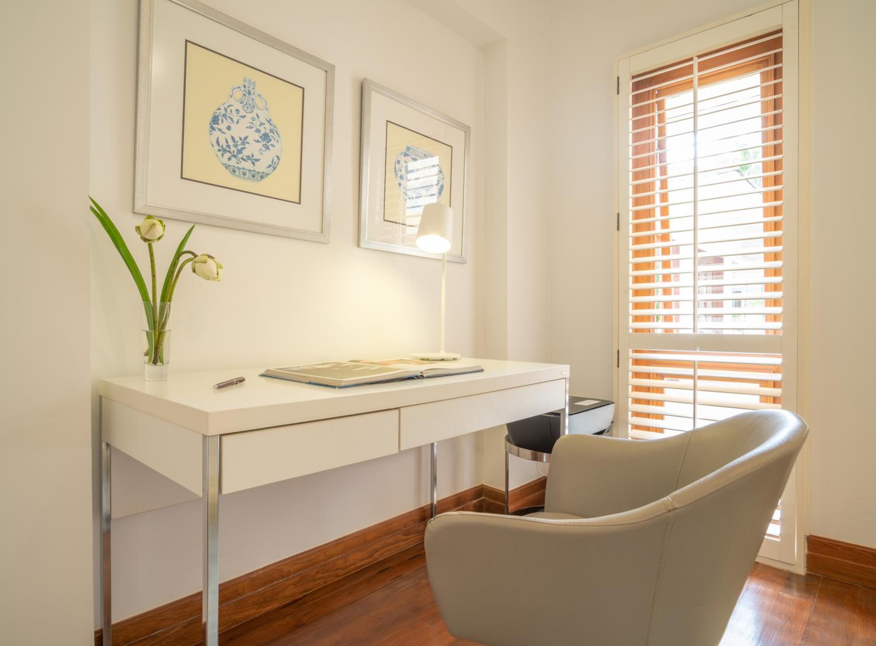 King Suite with Sea View photo 2