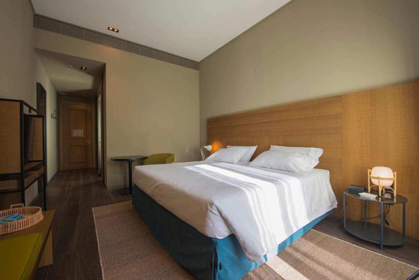 Deluxe Double or Twin Room - Photo 2