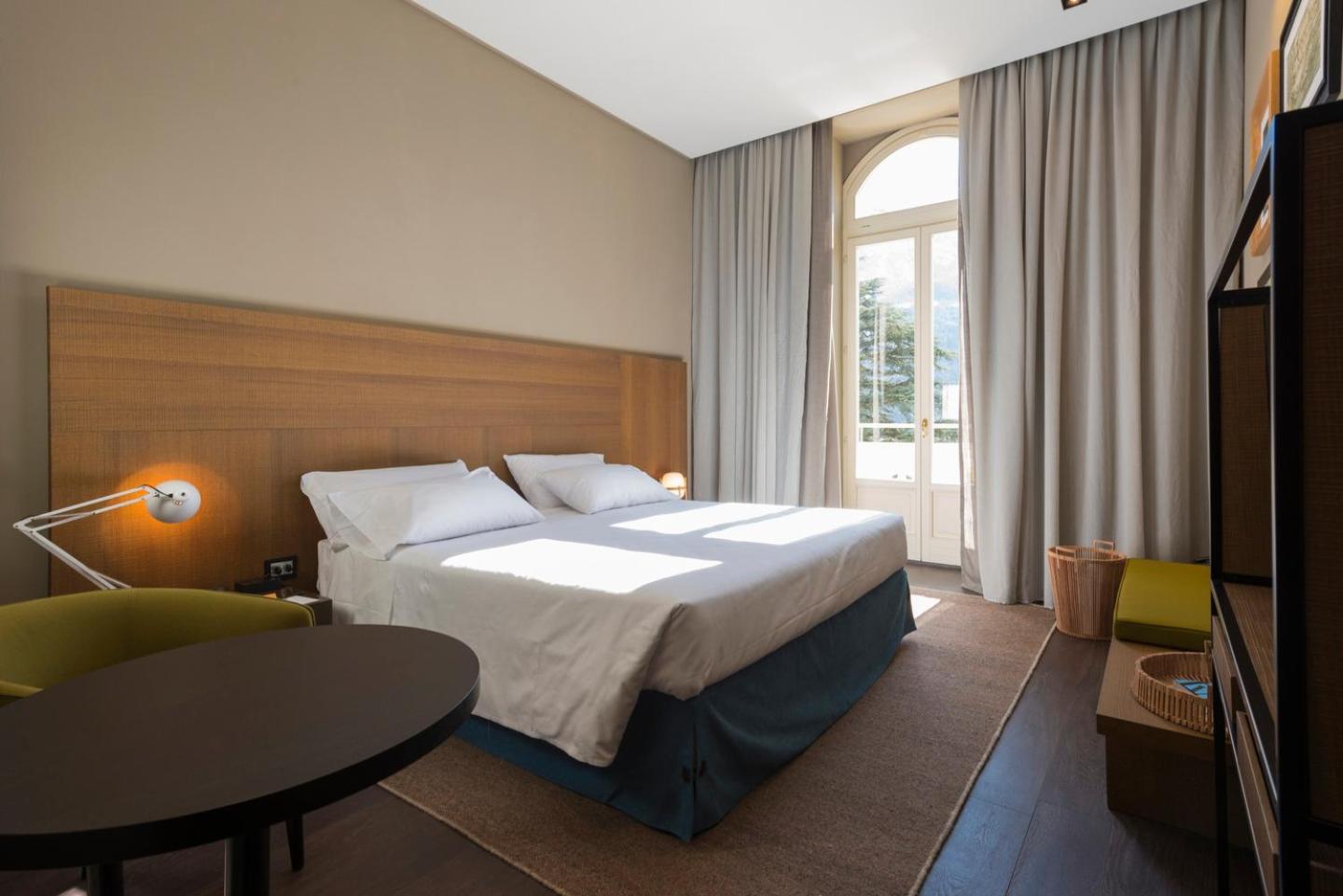Deluxe Double or Twin Room - Photo 7