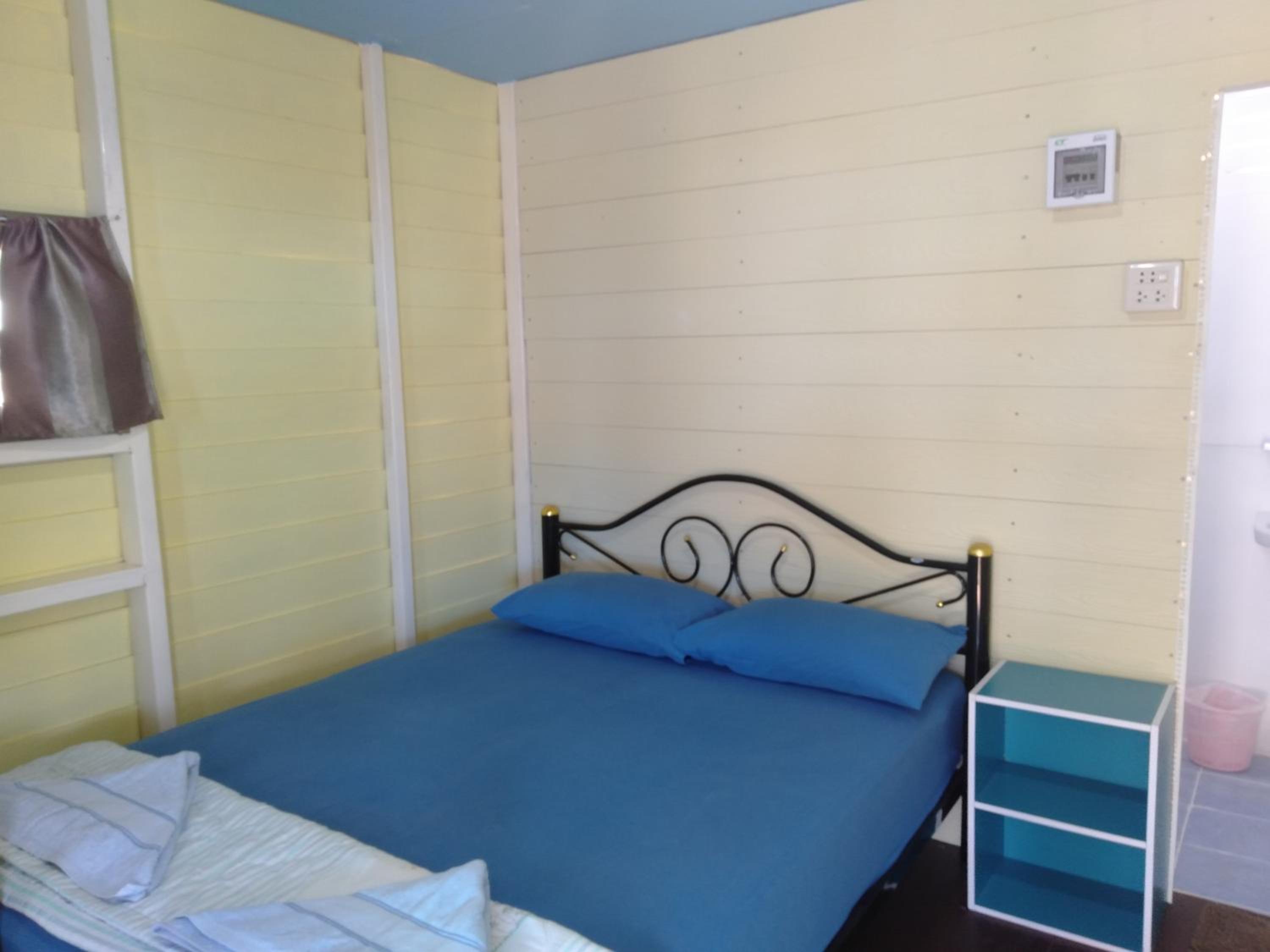 Bungalow with Fan - Photo 2
