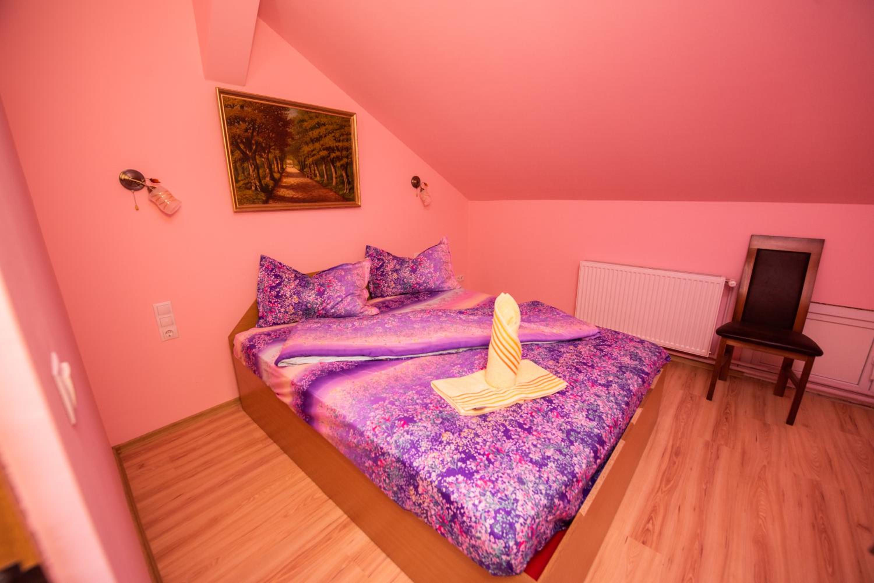 Two-Bedroom Apartment - Photo 11