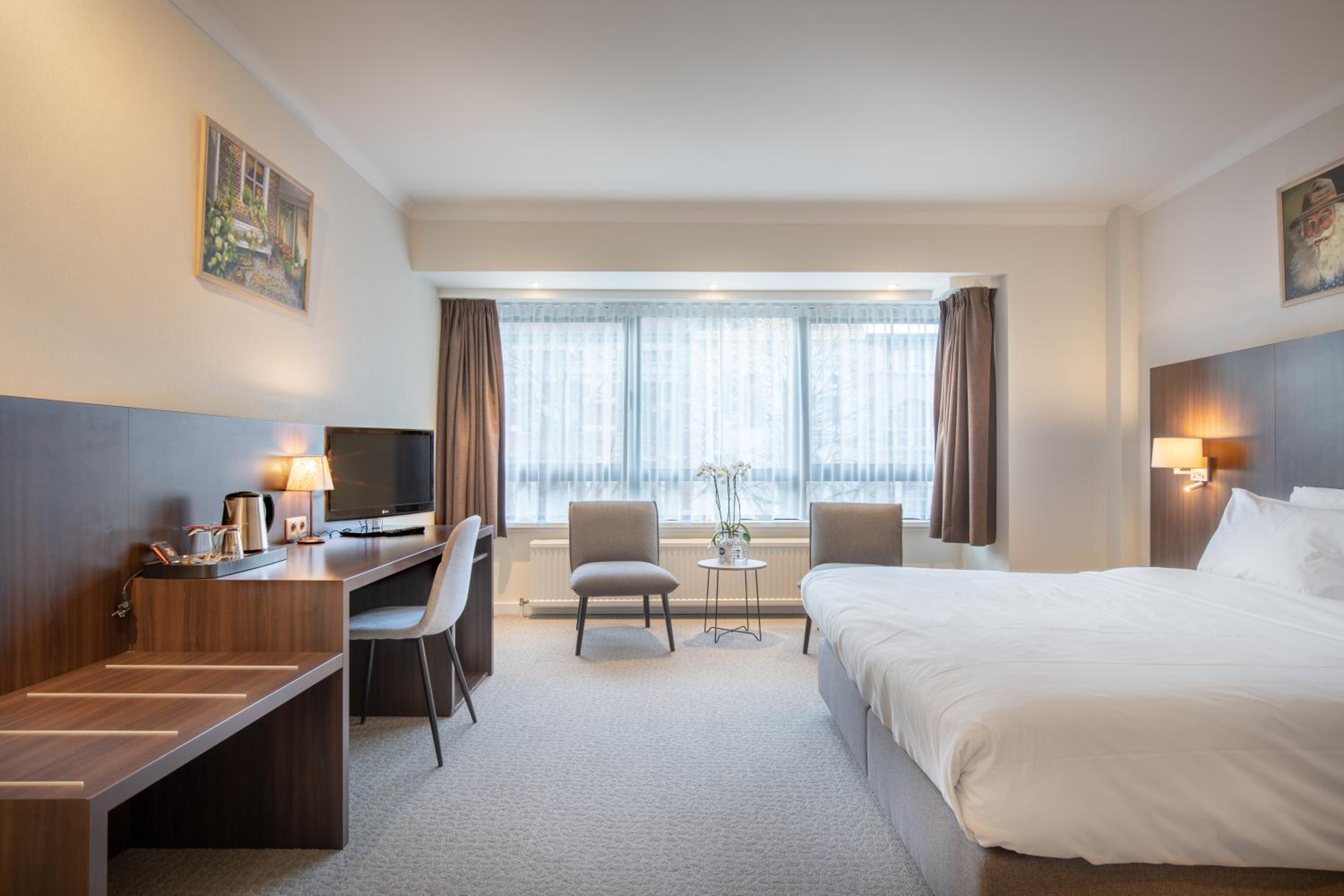 Standard Double Room - Photo 6