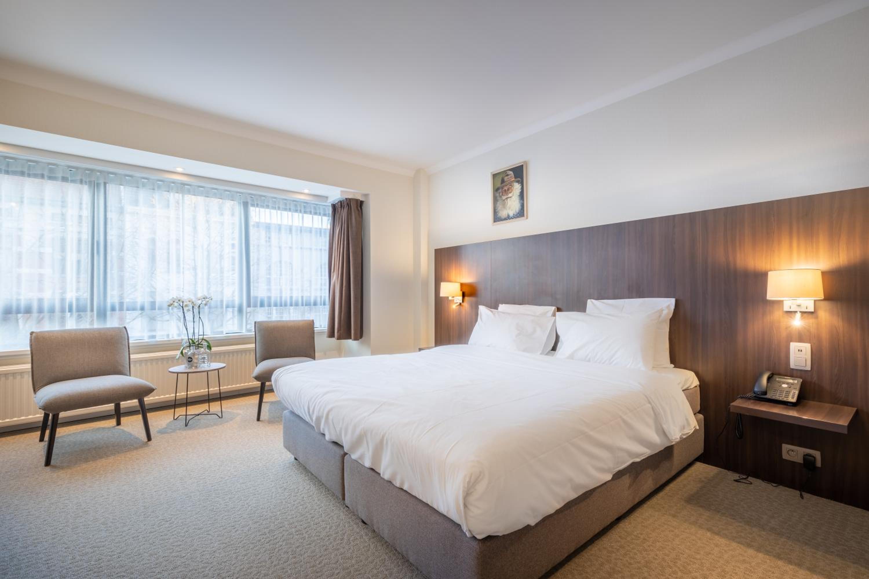 Standard Double Room - Photo 2