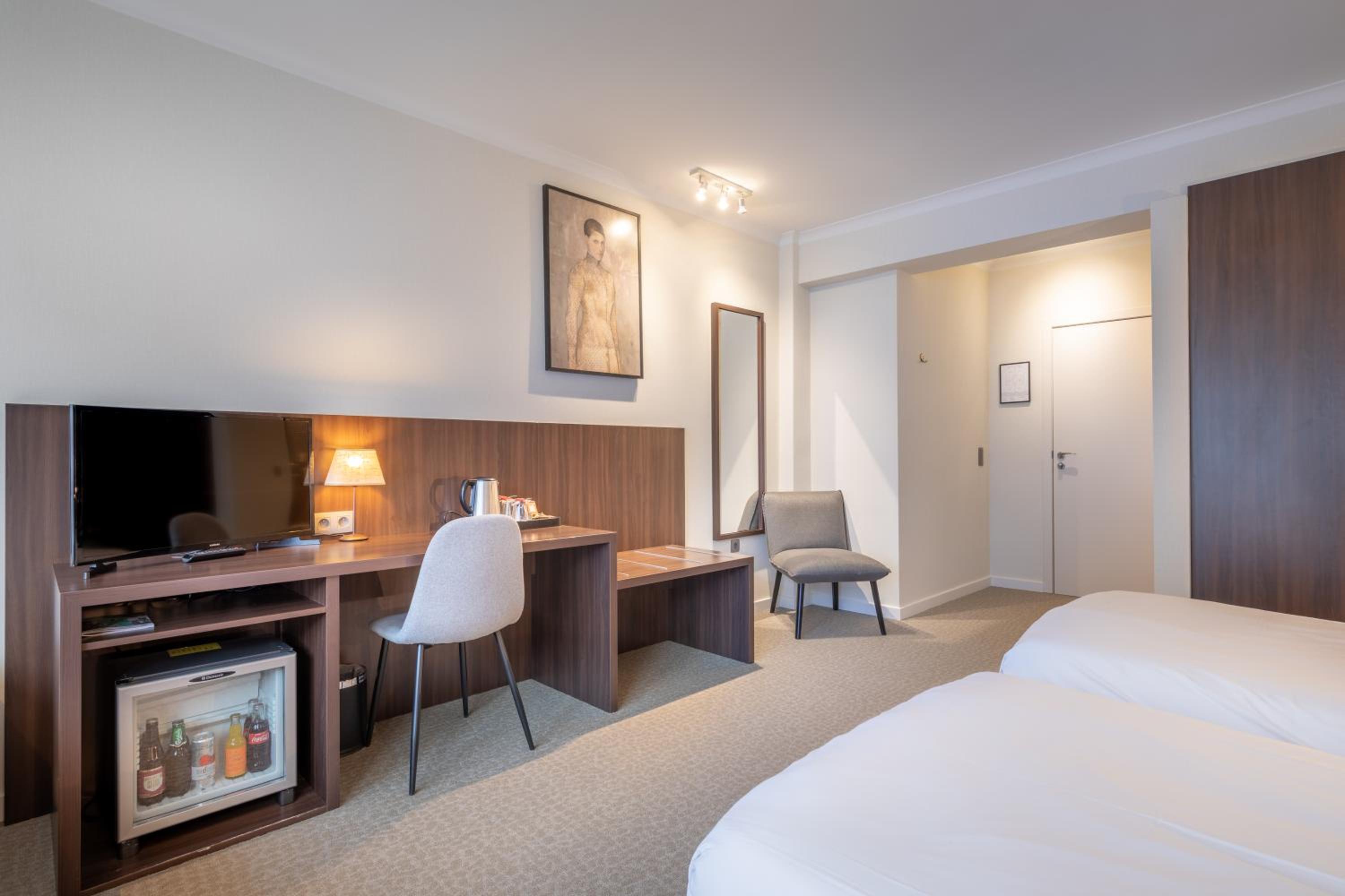 Standard Triple Room - Photo 4