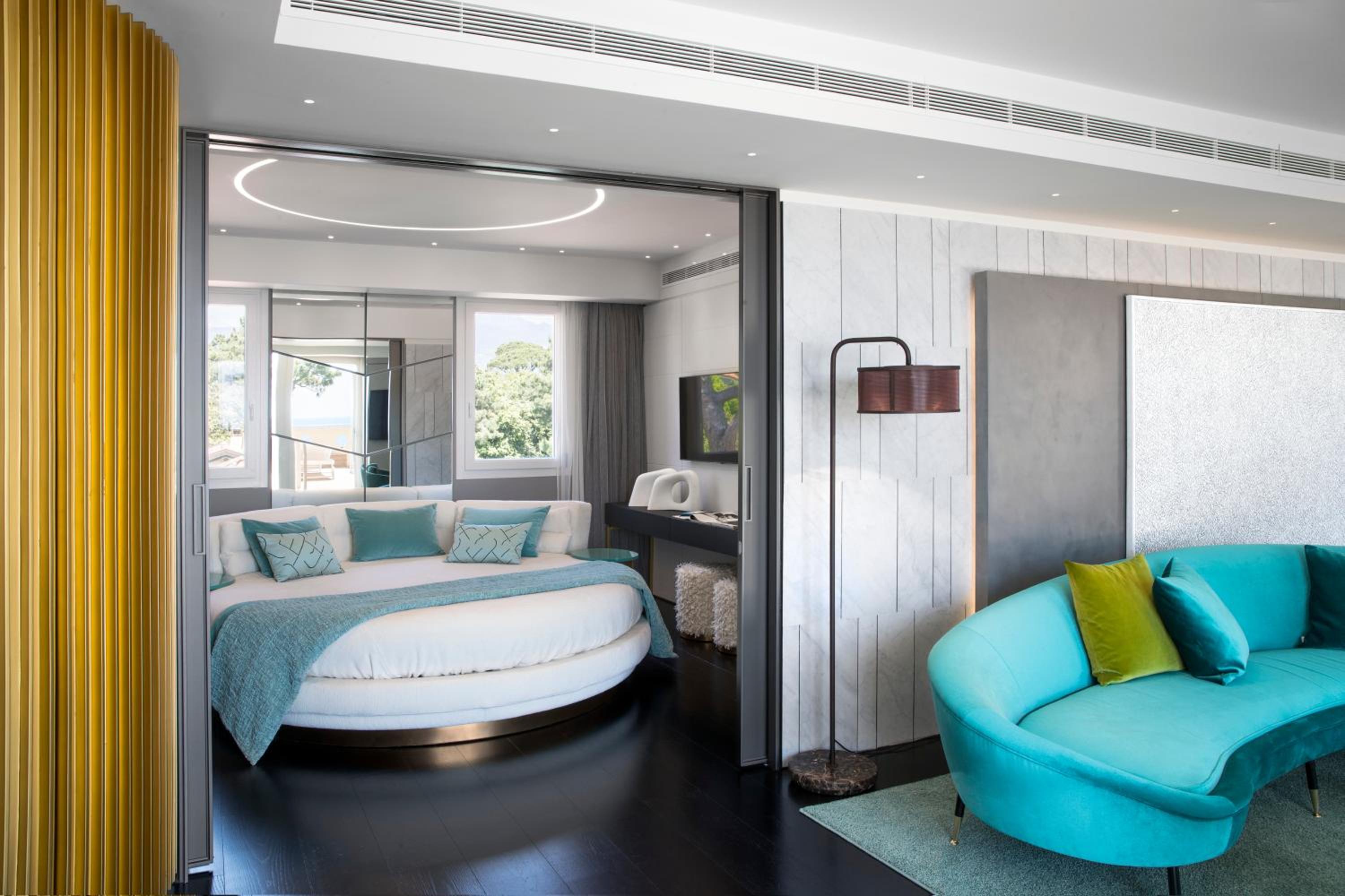 Penthouse Suite - Photo 4