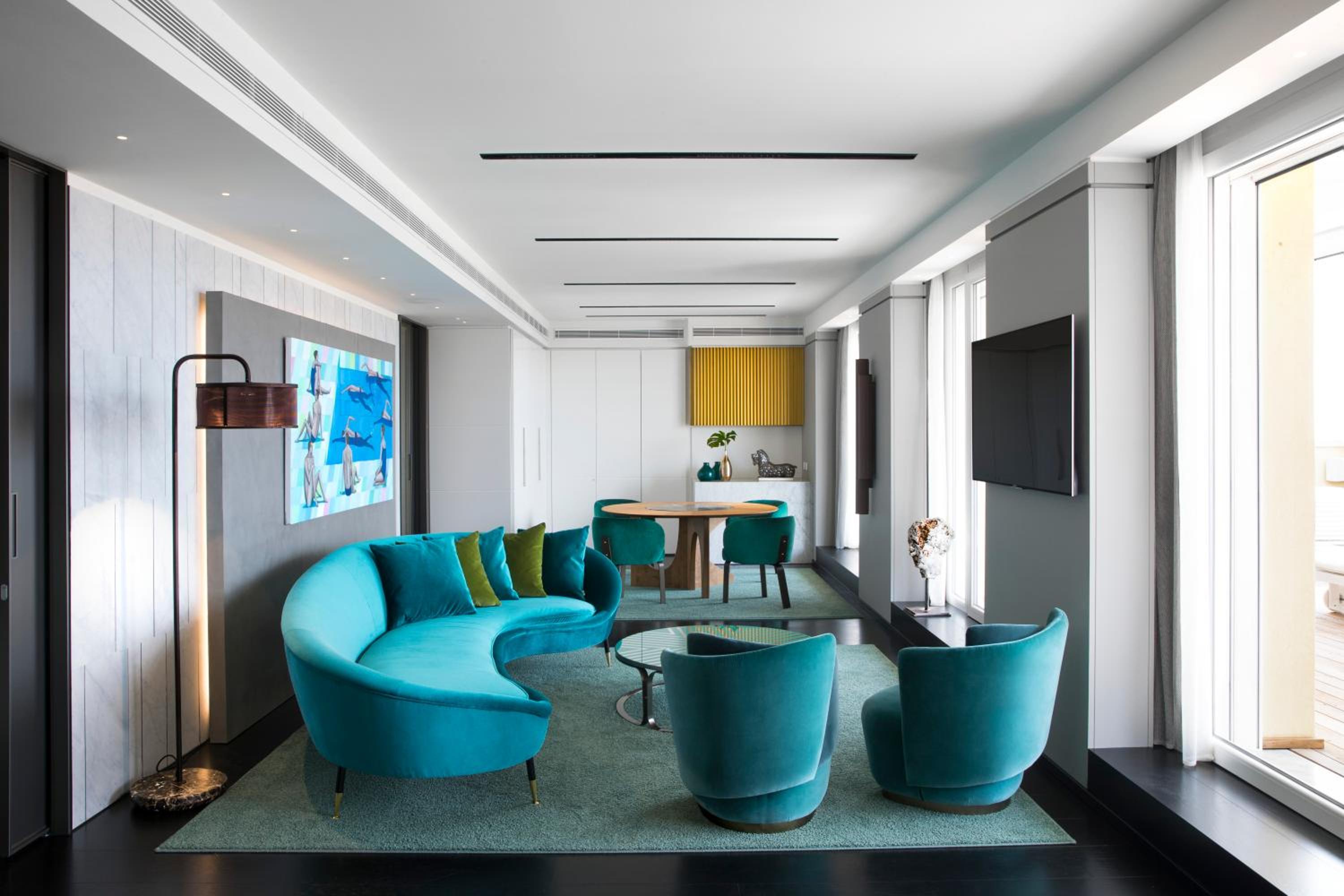 Penthouse Suite - Photo 3