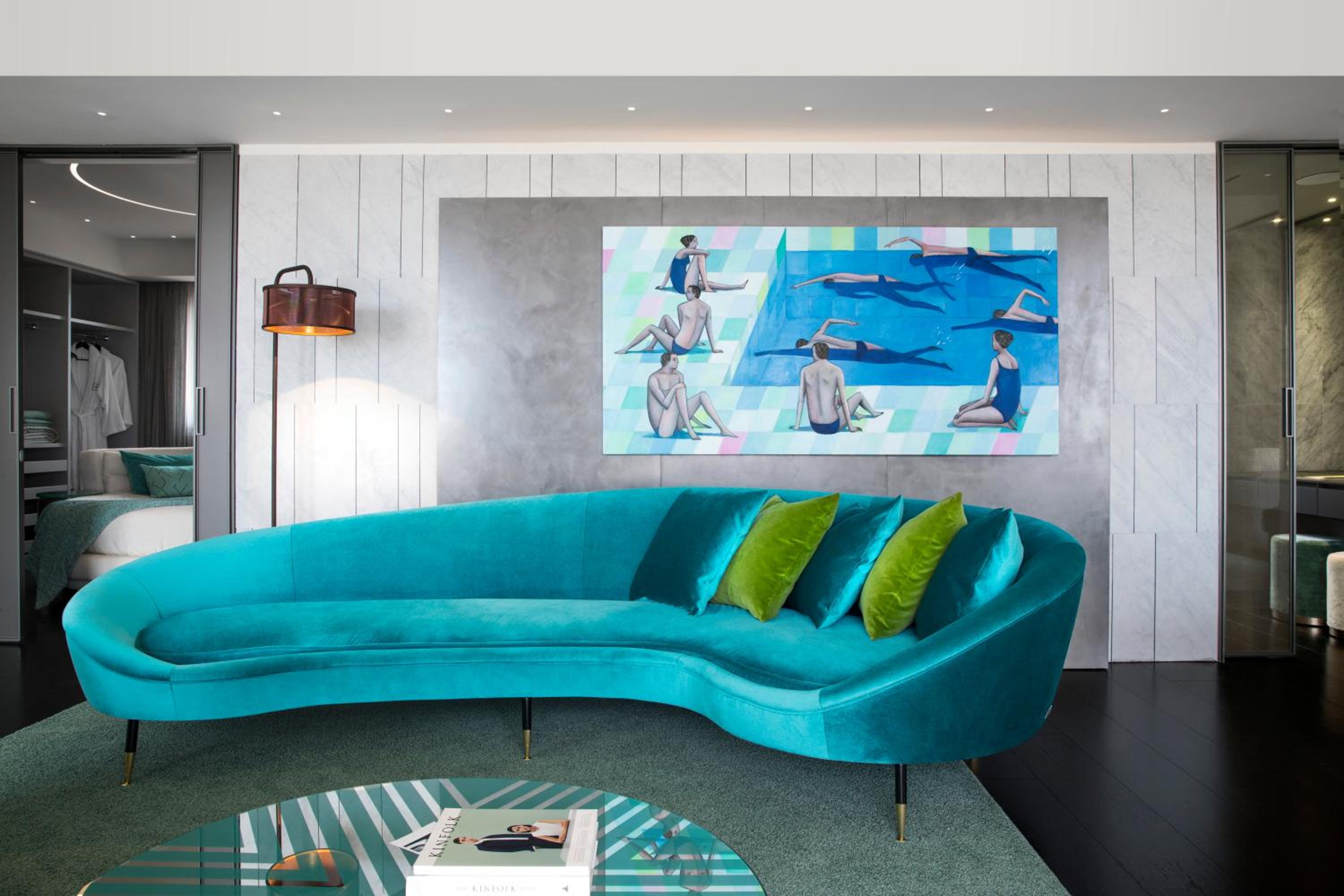 Penthouse Suite - Photo 1