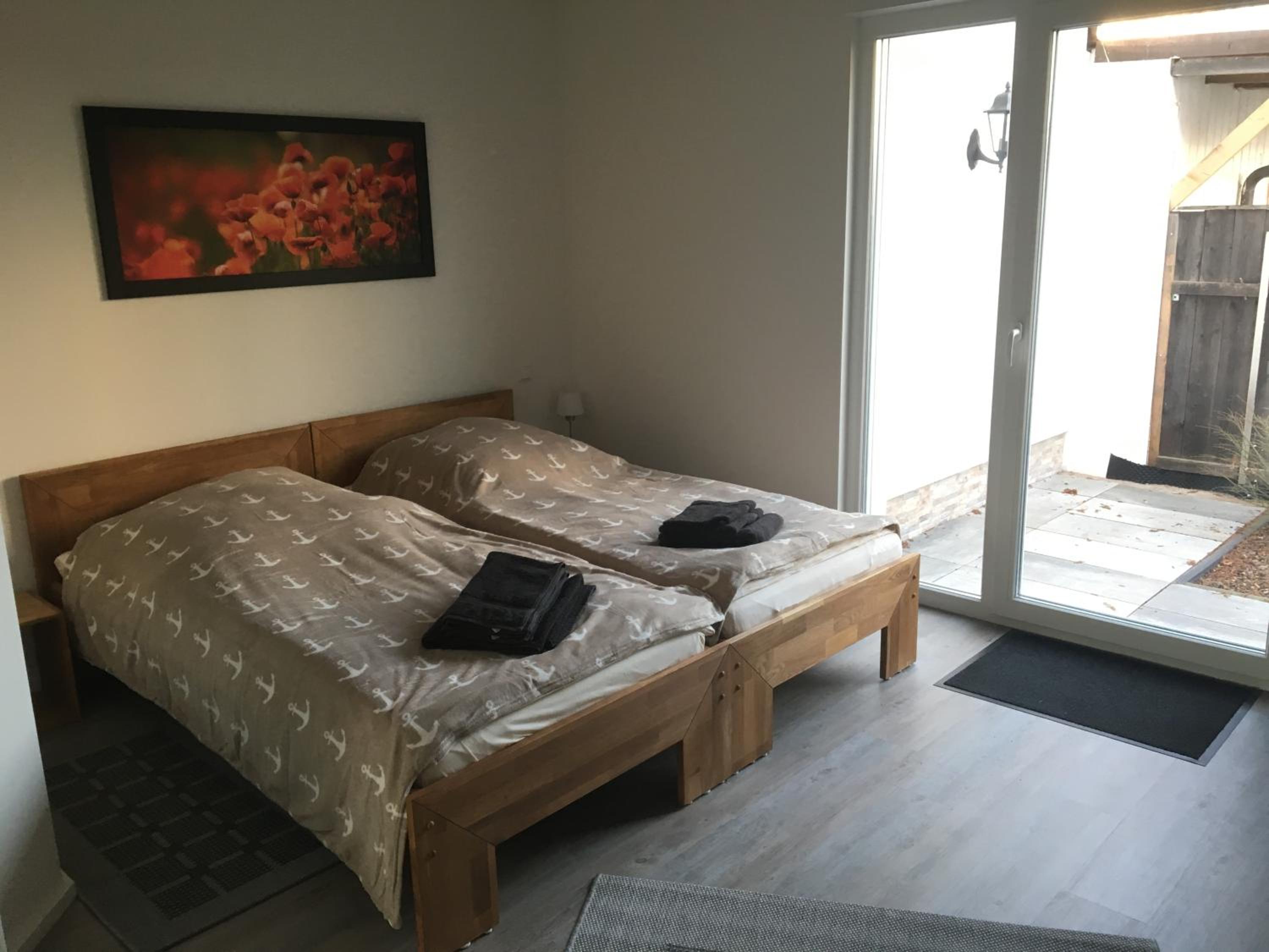 Two-Bedroom House - Photo 36