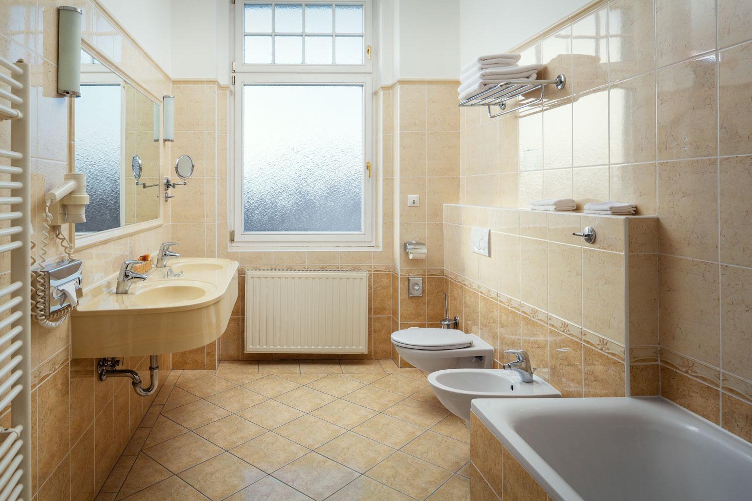 Superior Triple Room with Wellness and Fitness Access  photo 3