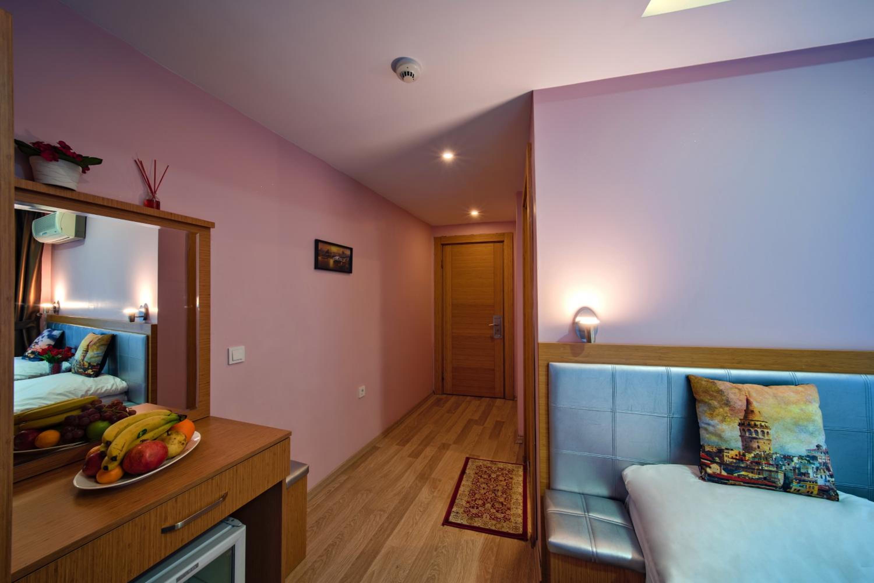 Standard Twin Room photo 1