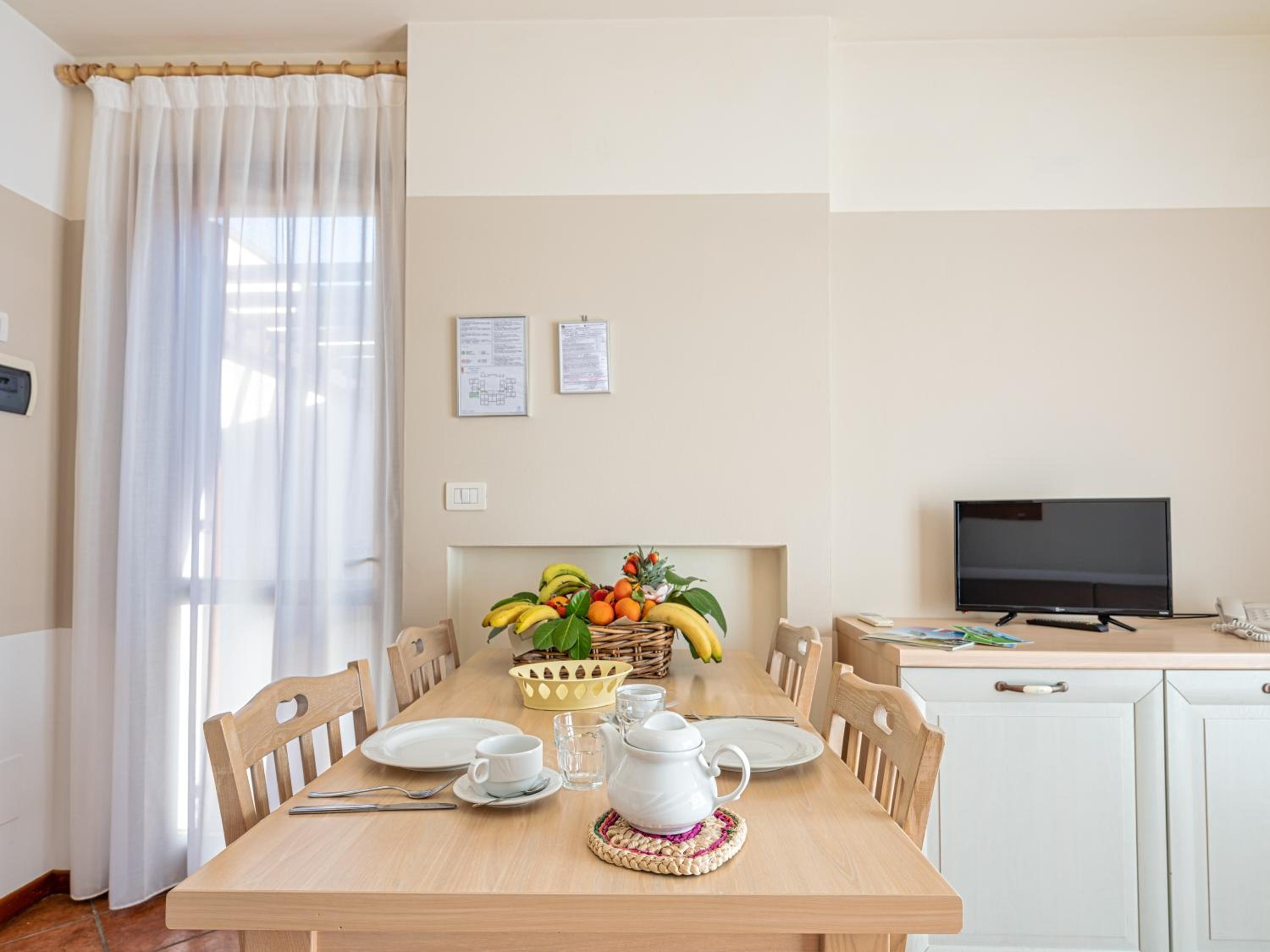 Economy One-Bedroom Apartment (2 People) photo 3
