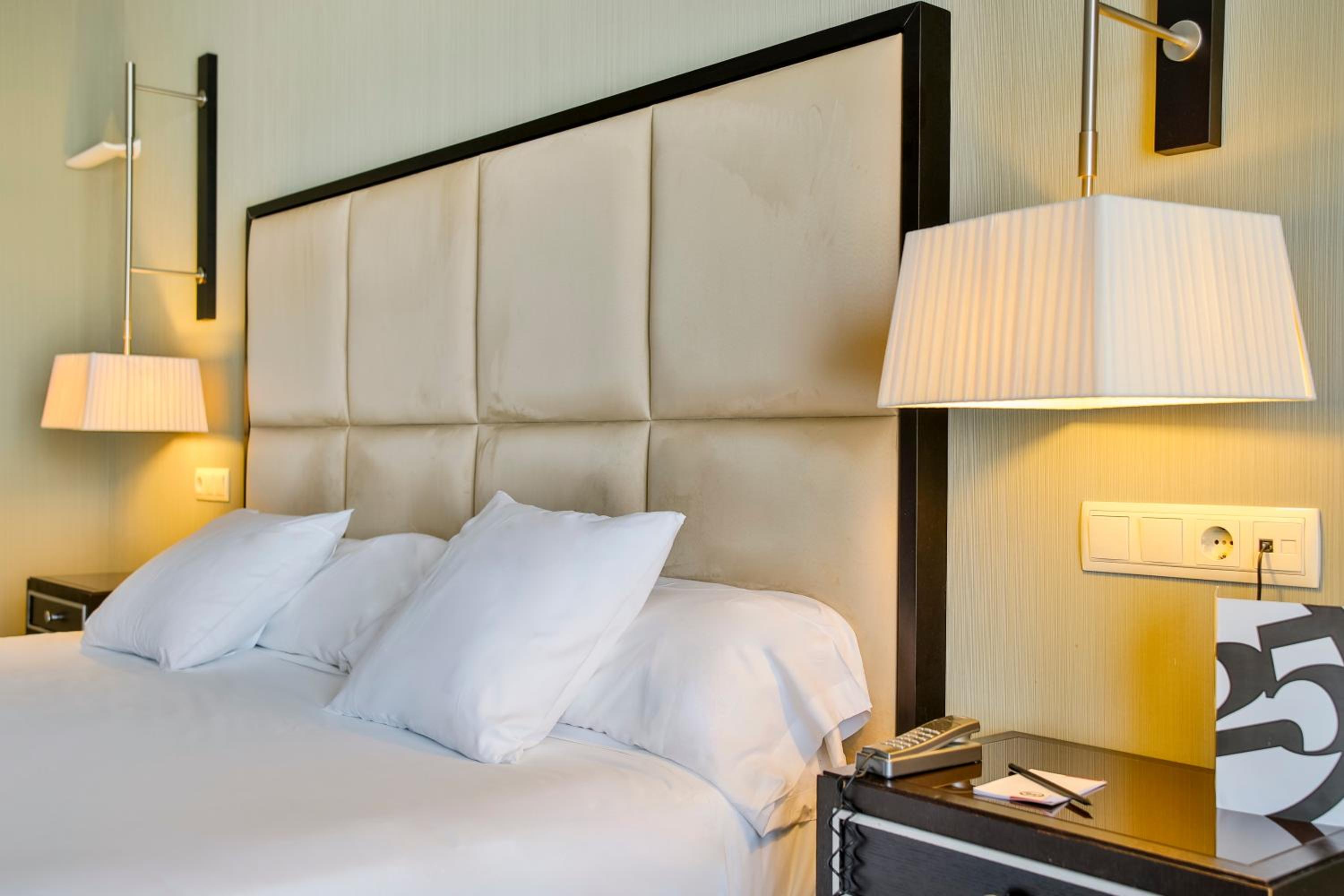Double or Twin Room - Cycling Package - Photo 7