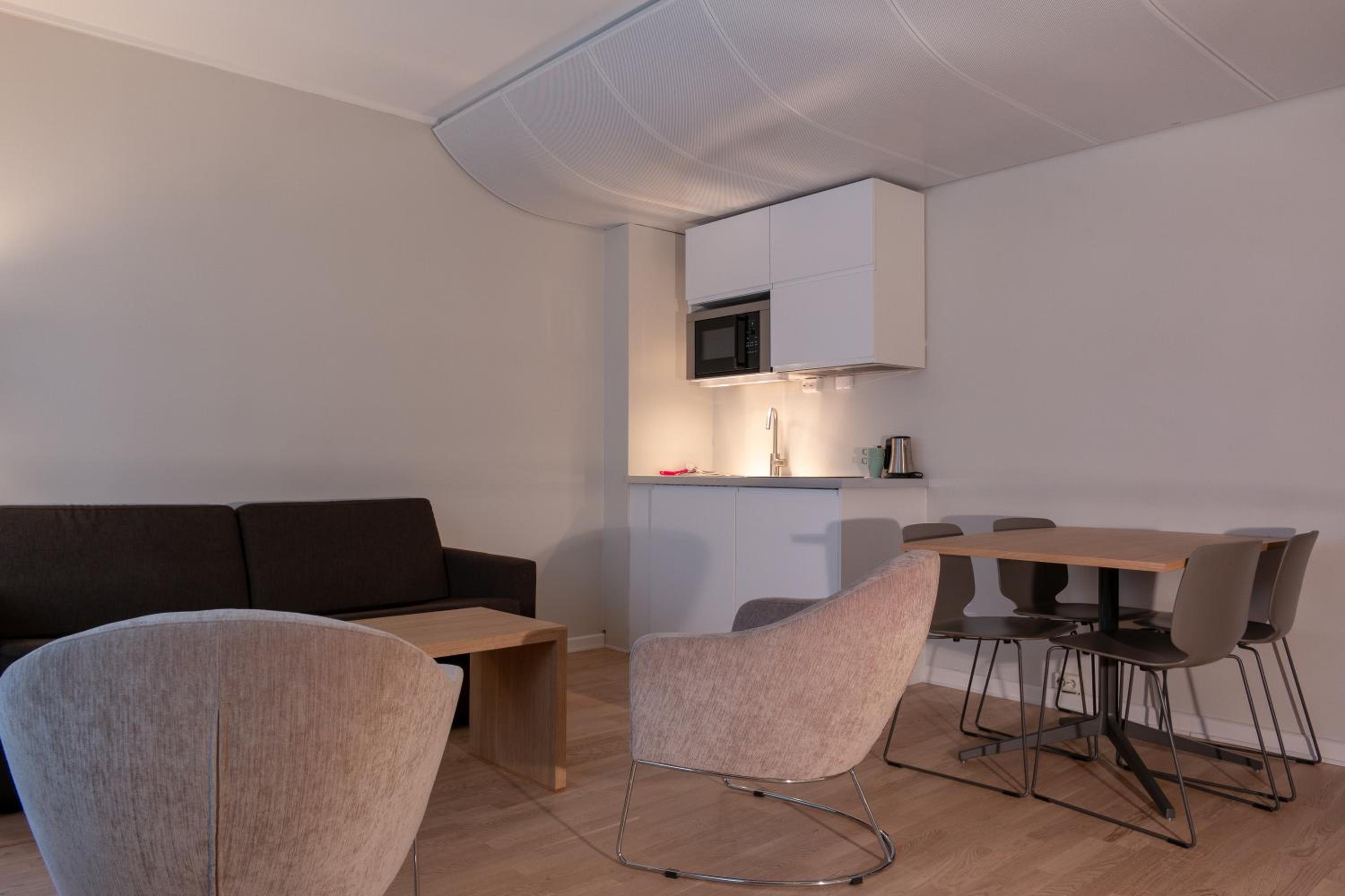 Standard Apartment thumbnail 5