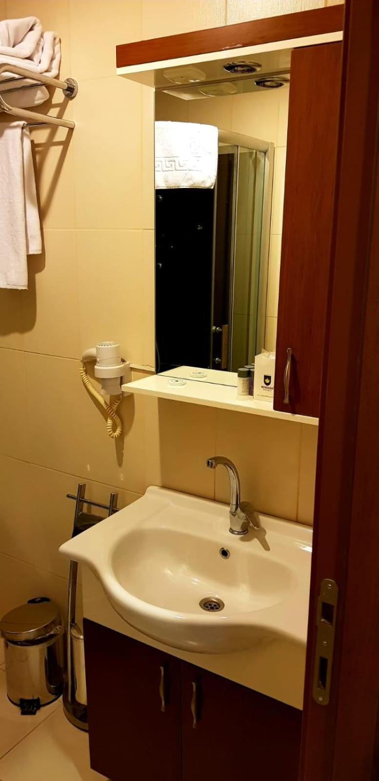 Economy Double or Twin Room